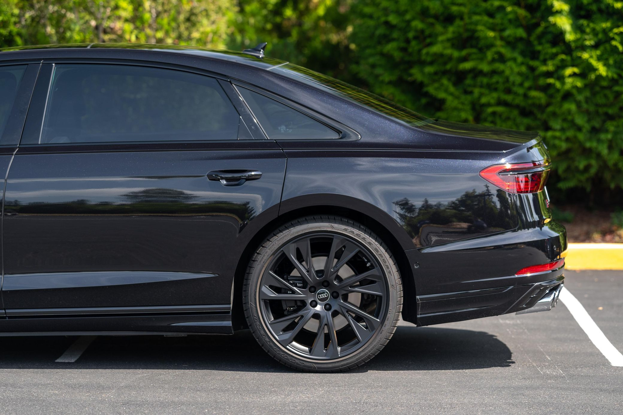 2025 Audi S8 - Image 18