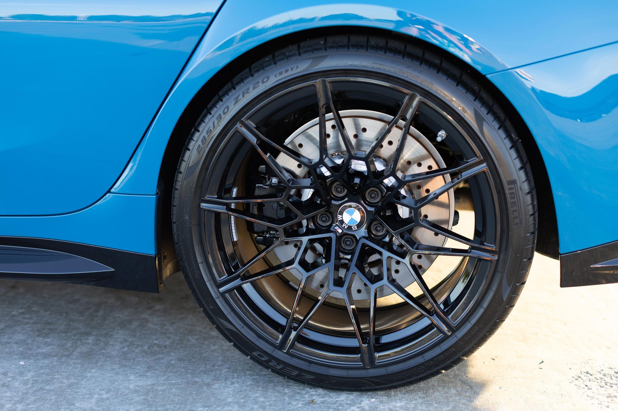 2025 BMW M3 Competition - Image 9