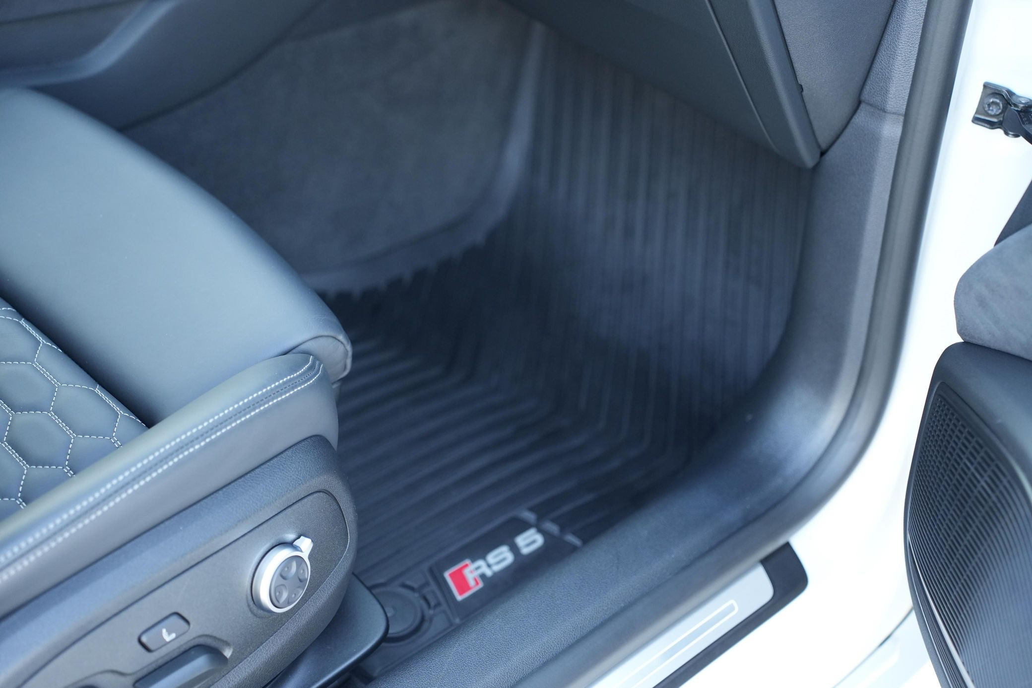 2023 Audi RS5 Sportback - Image 9