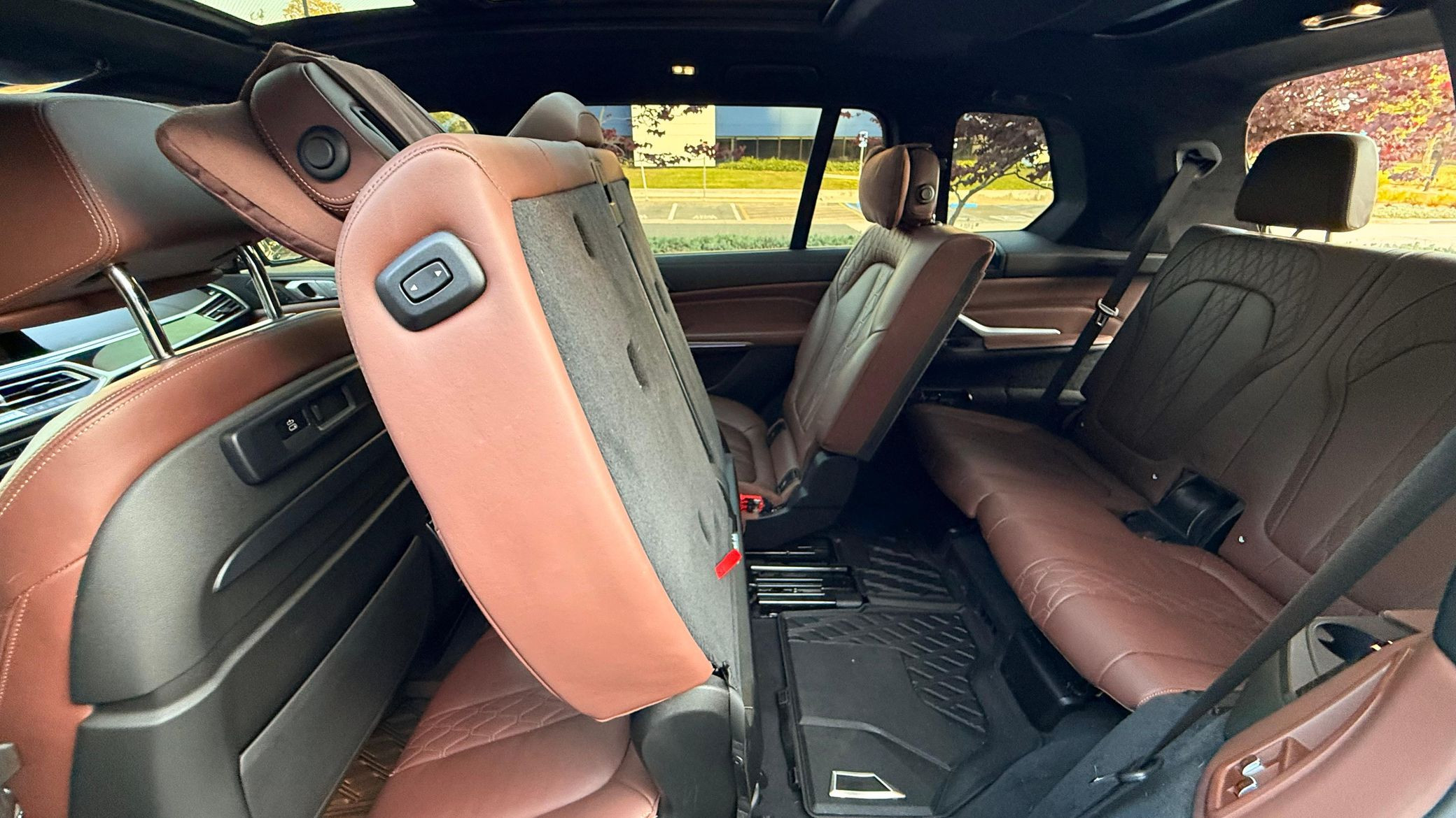 2021 BMW X7 M50i - Image 37