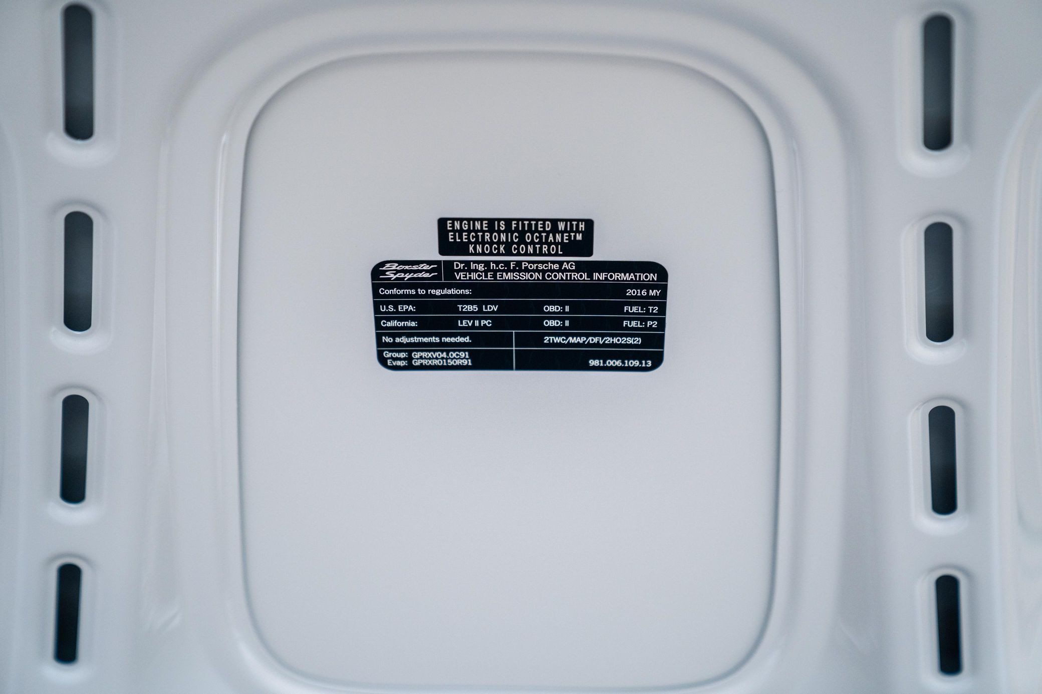 2016 Porsche Boxster Spyder - Image 48