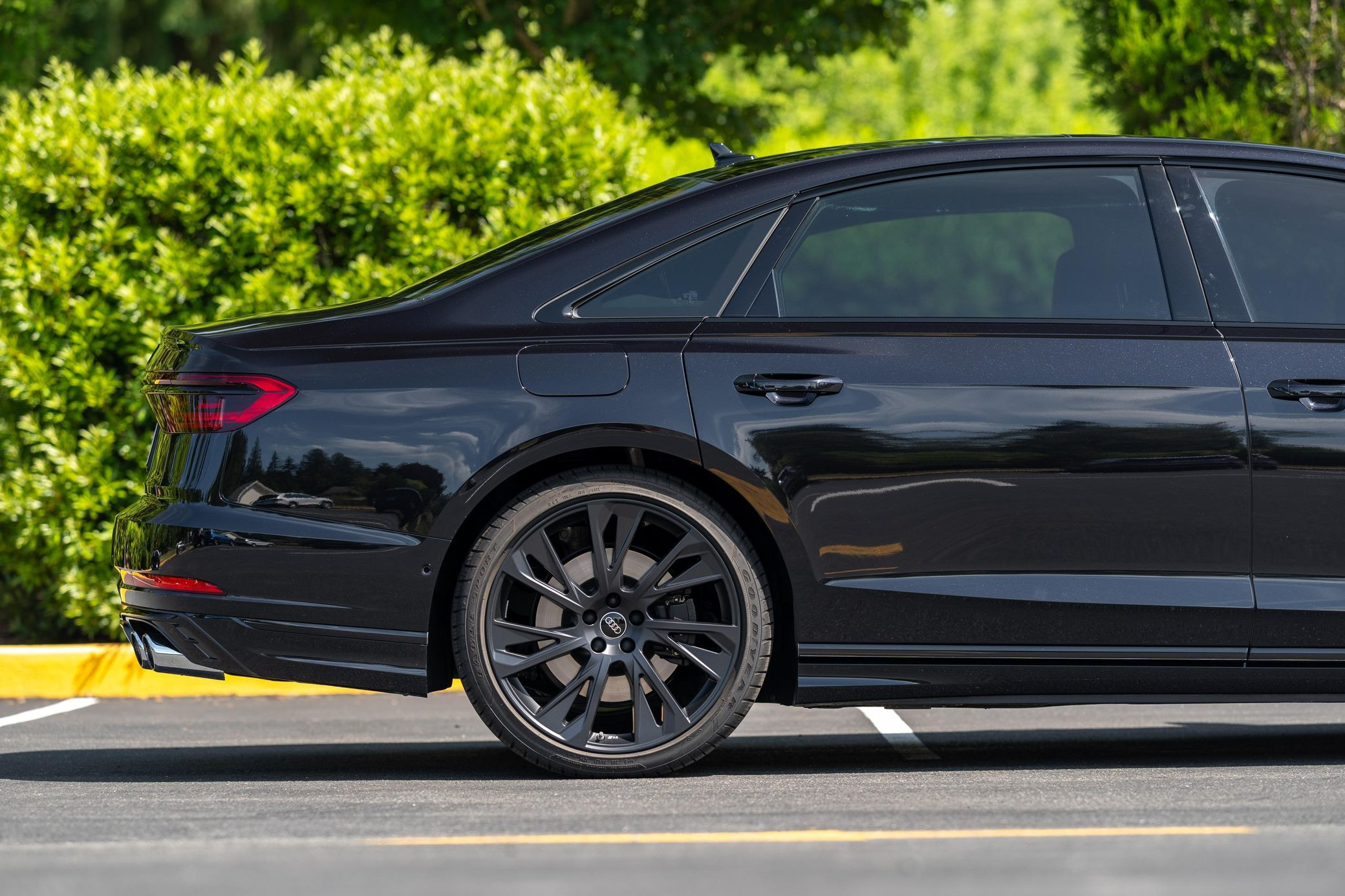 2025 Audi S8 - Image 98