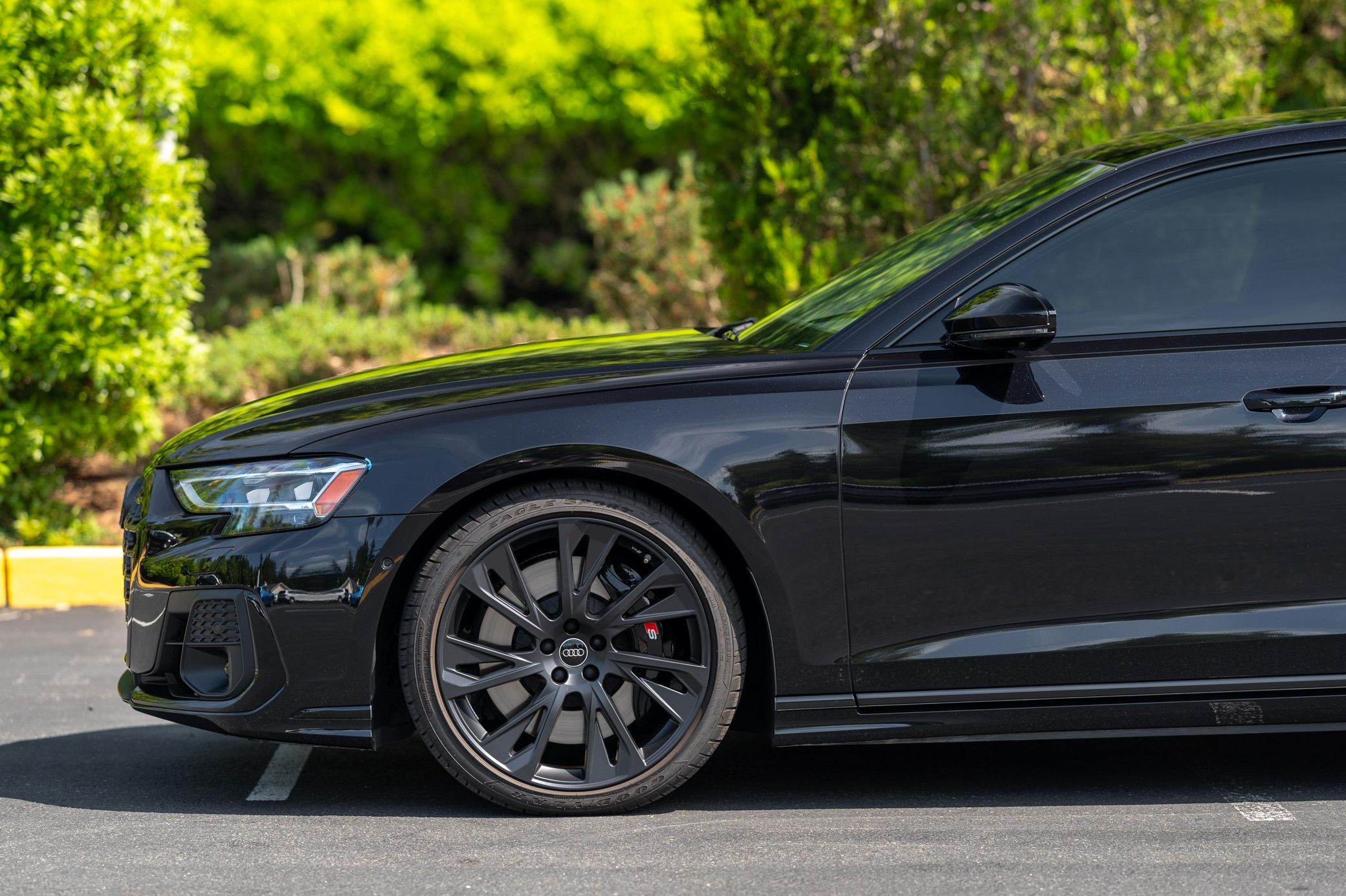 2025 Audi S8 - Image 102