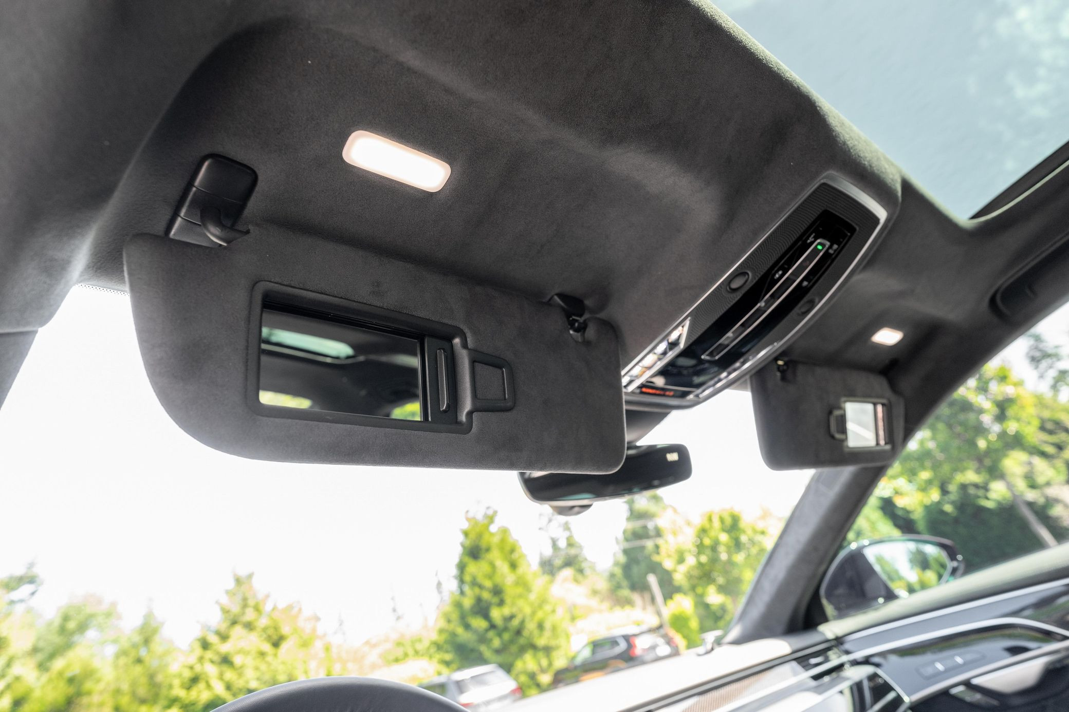 2025 Audi S8 - Image 103