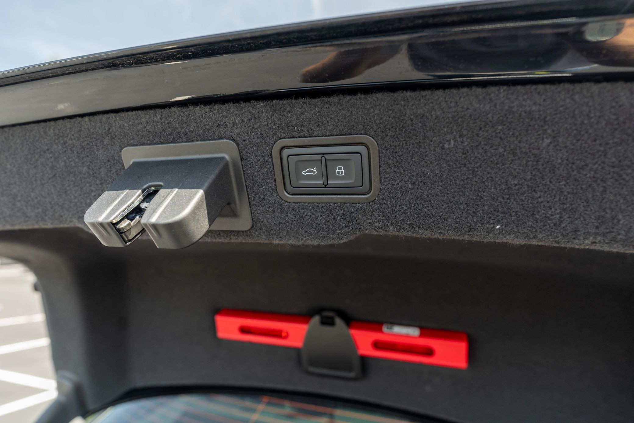 2025 Audi S8 - Image 104