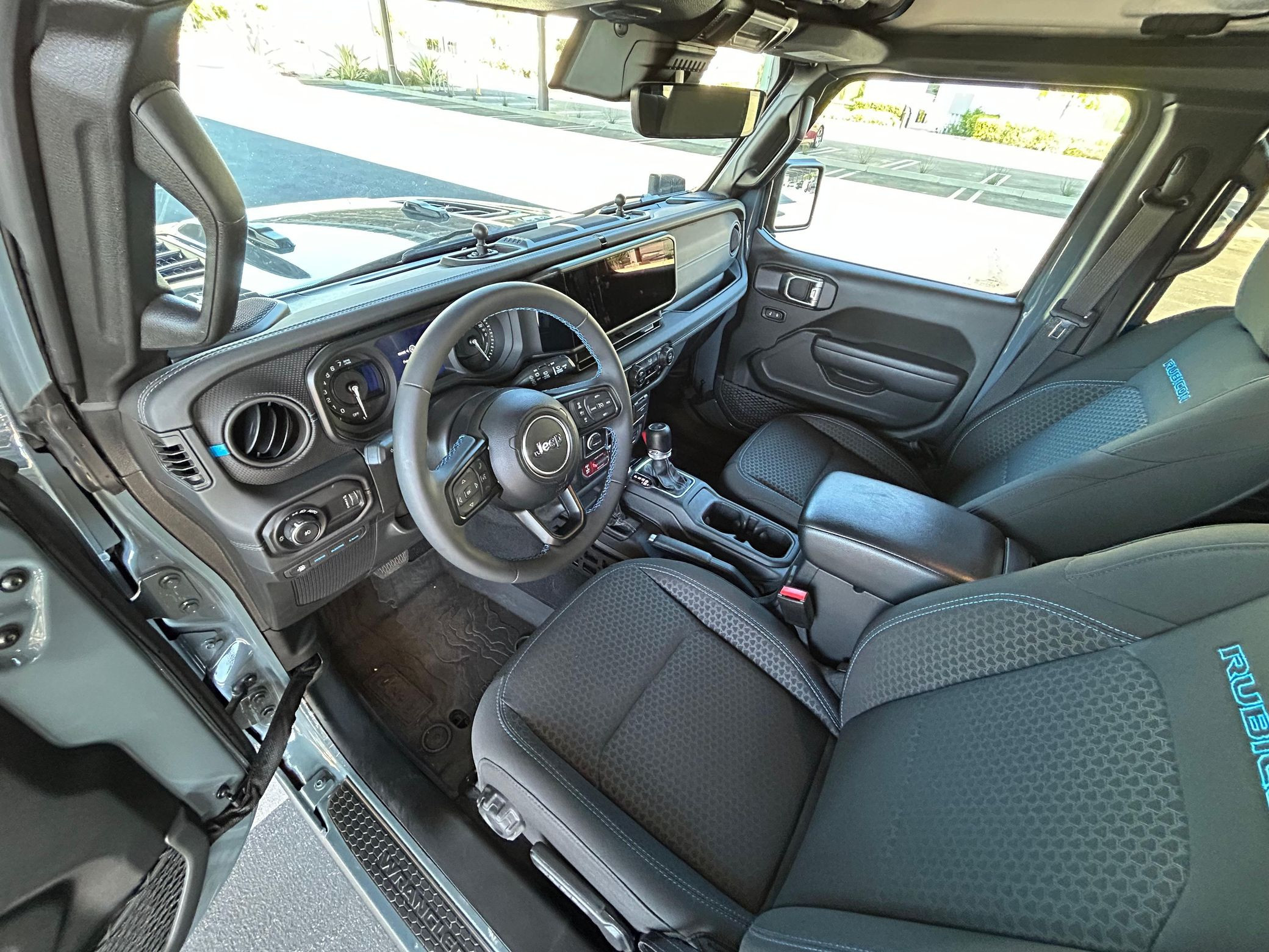 2024 Jeep Wrangler Rubicon 4xe - Image 24