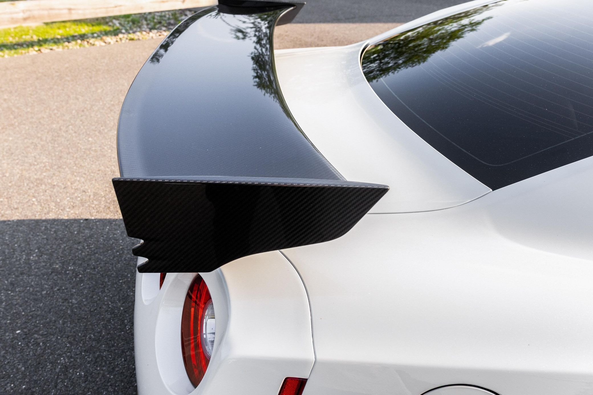 2015 Nissan GT-R NISMO - Image 3