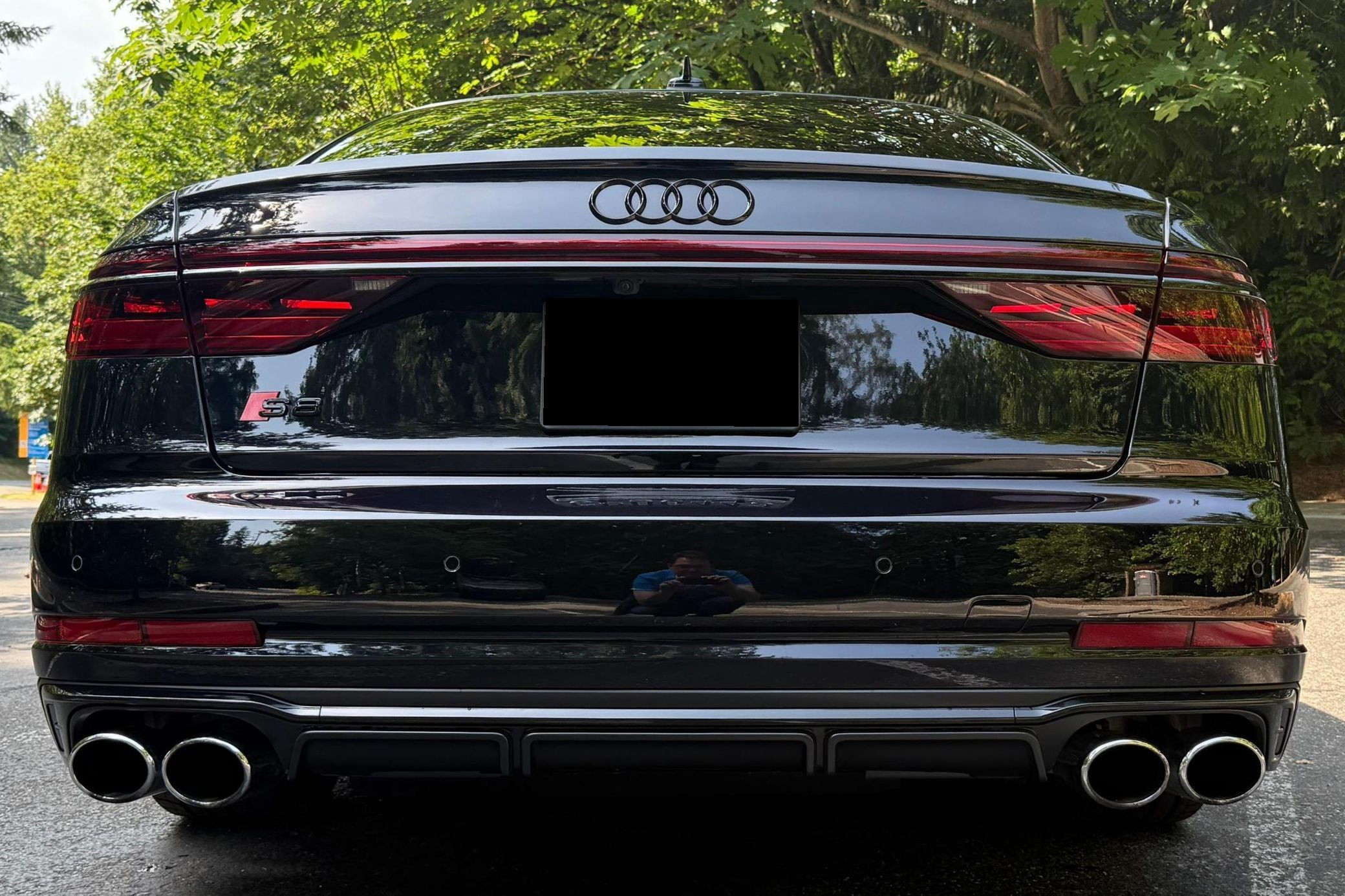 2025 Audi S8 - Image 14
