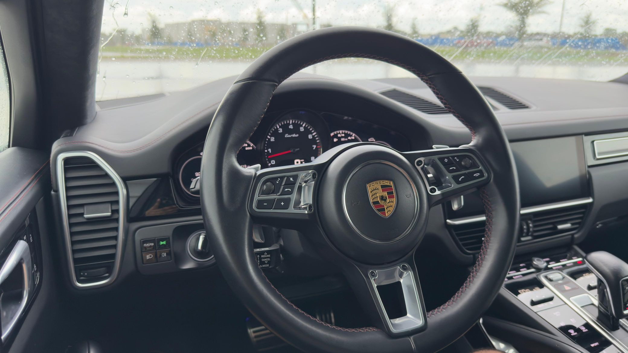 2019 Porsche Cayenne Turbo - Image 20