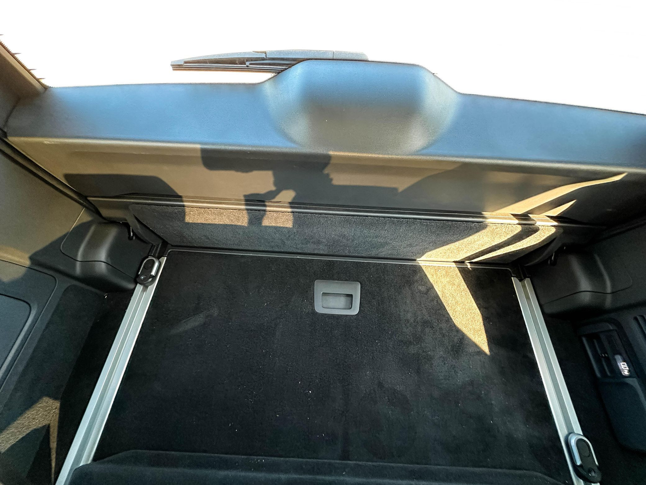 2023 Rivian R1S Adventure Edition - Image 20