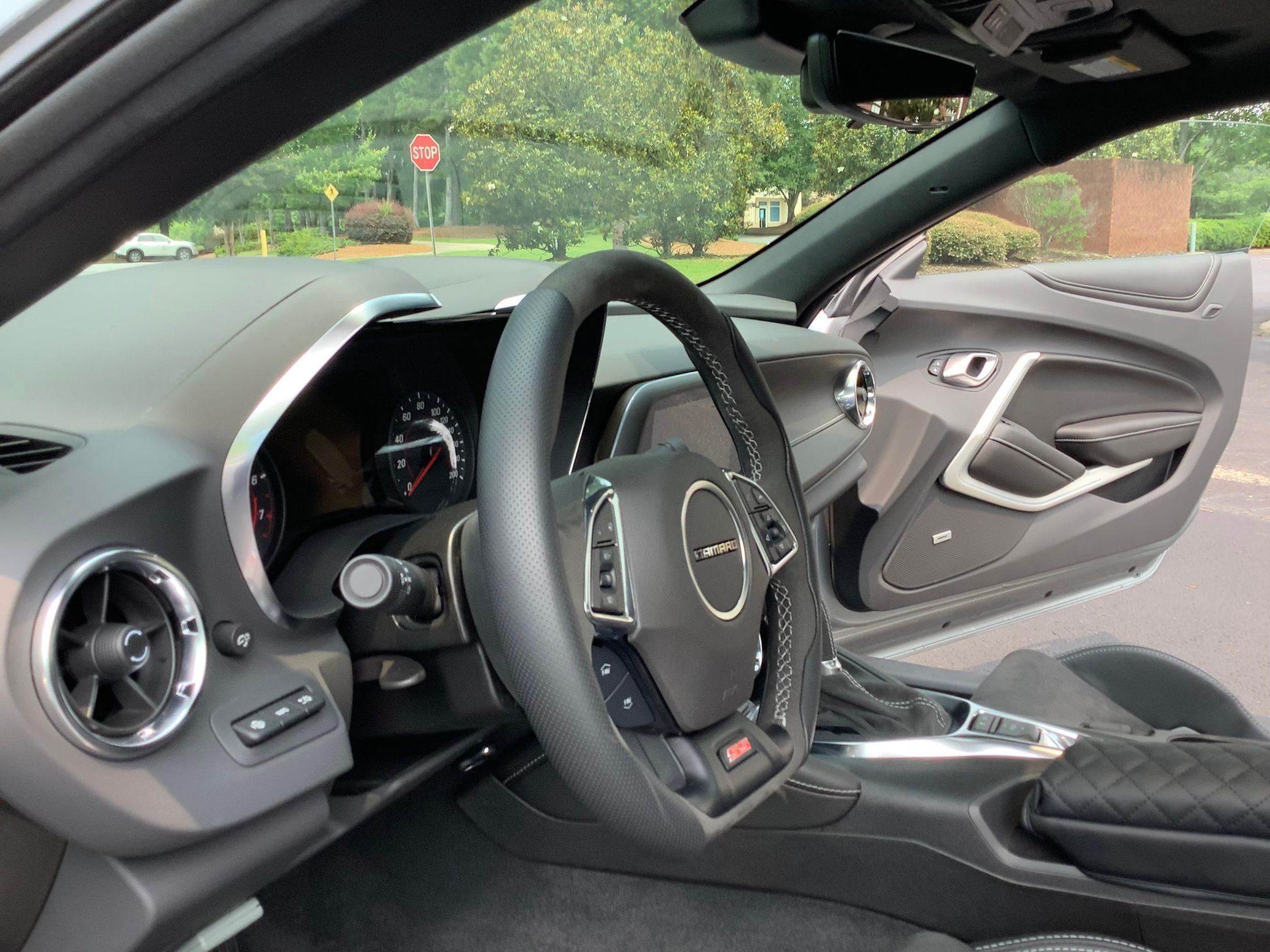 2024 Chevrolet Camaro 2SS 1LE - Image 35