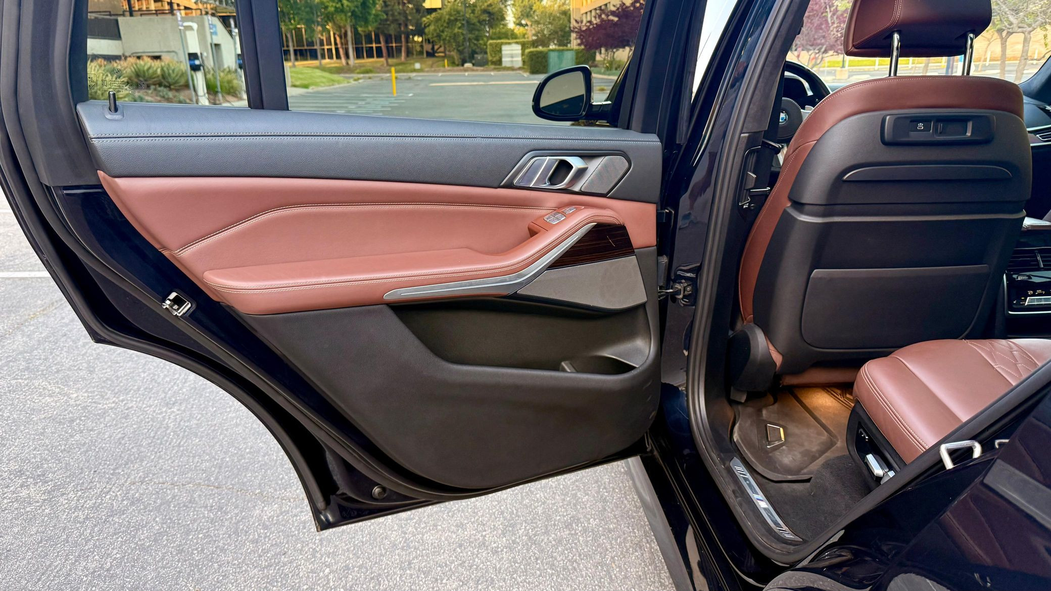 2021 BMW X7 M50i - Image 41