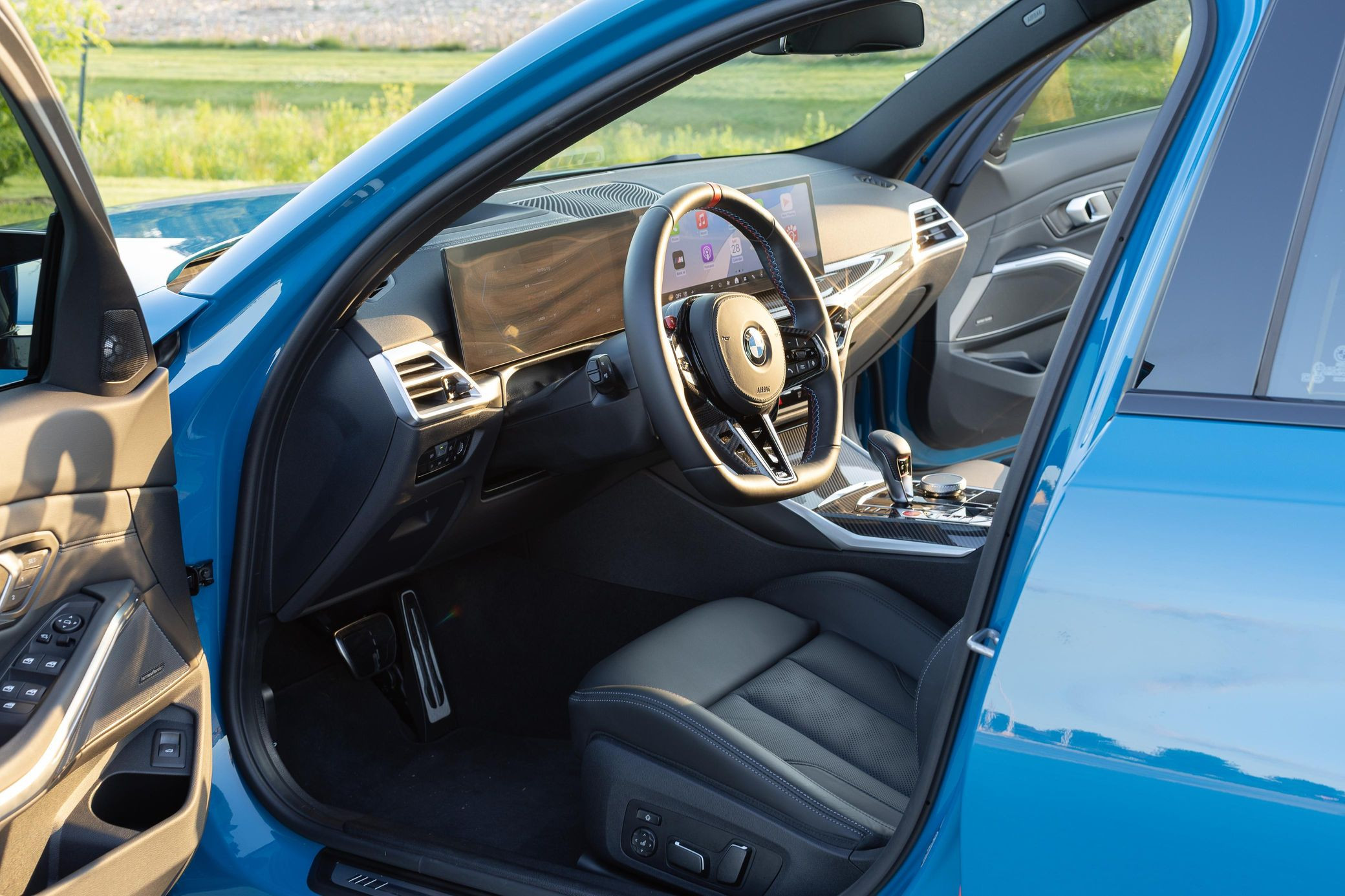 2025 BMW M3 Competition - Image 16