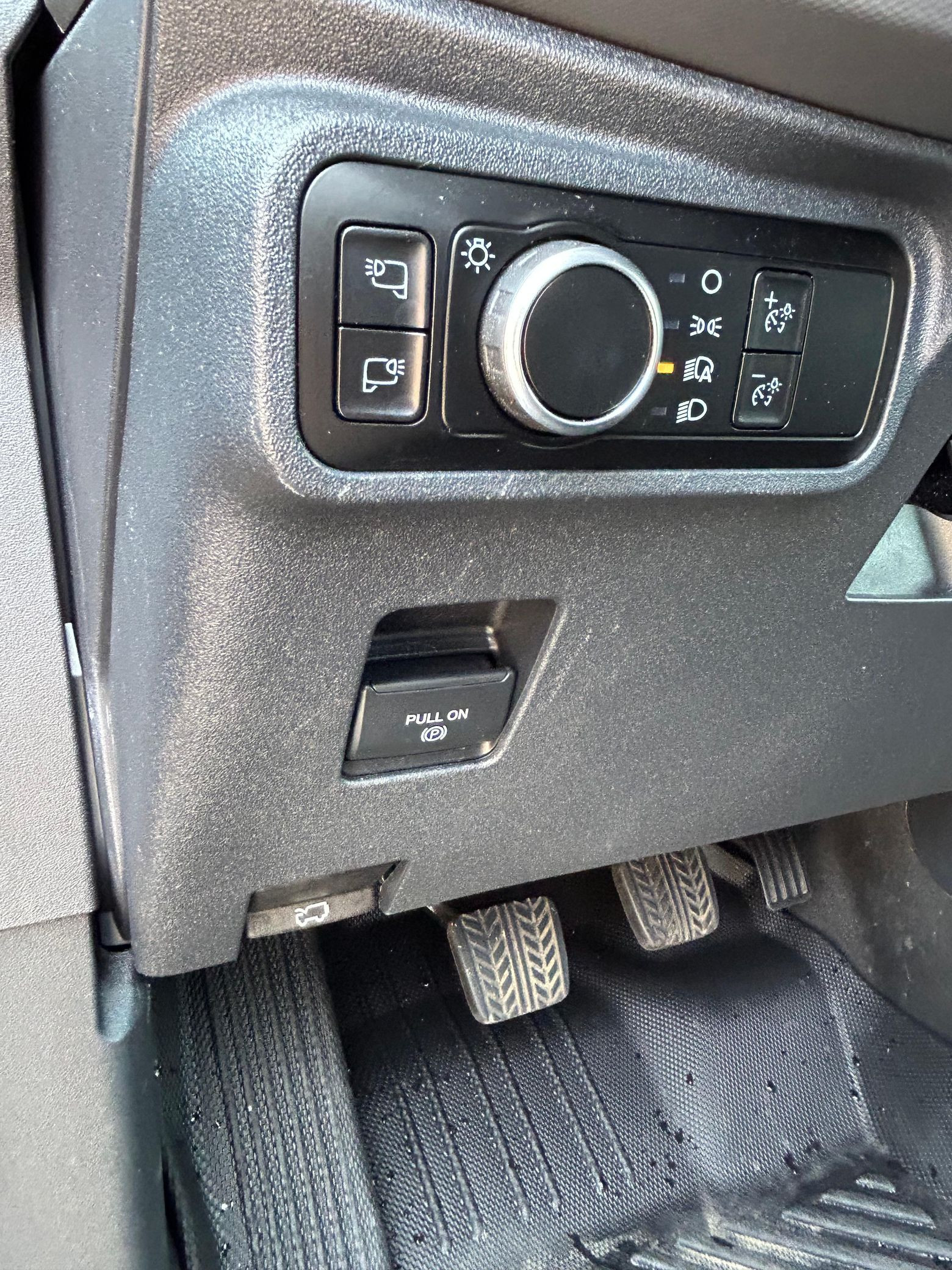 2024 Ford Bronco Badlands - Image 27