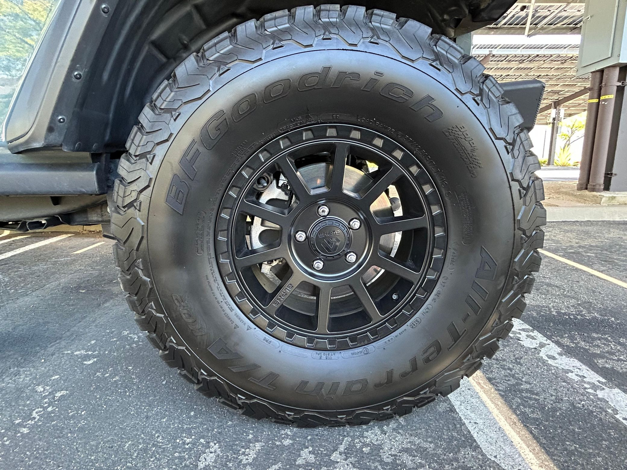 2024 Jeep Wrangler Rubicon 4xe - Image 29