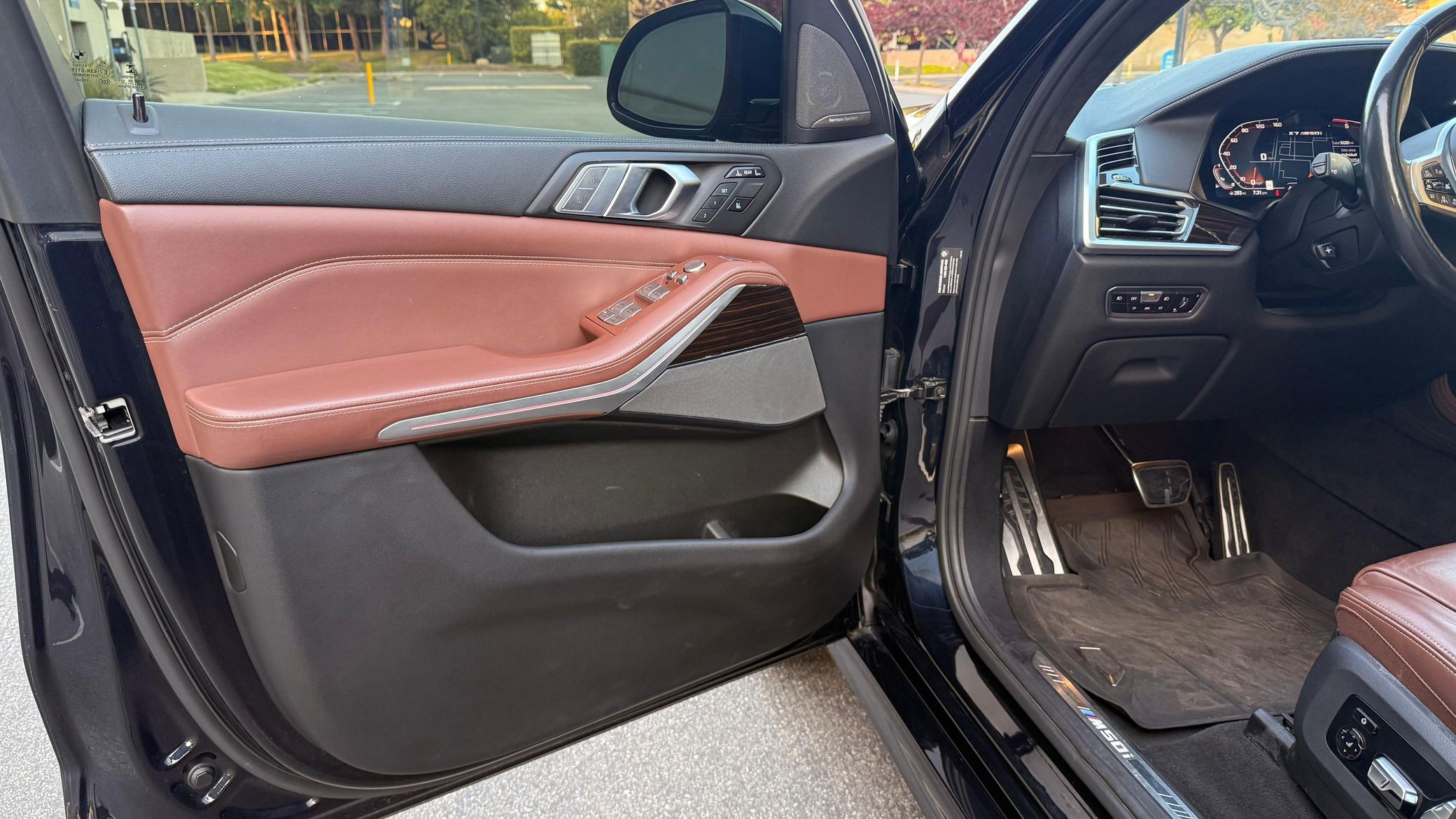 2021 BMW X7 M50i - Image 44