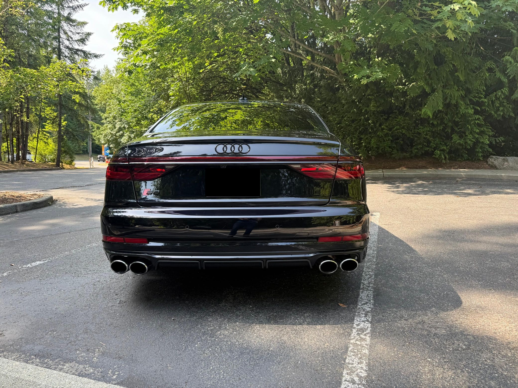 2025 Audi S8 - Image 30