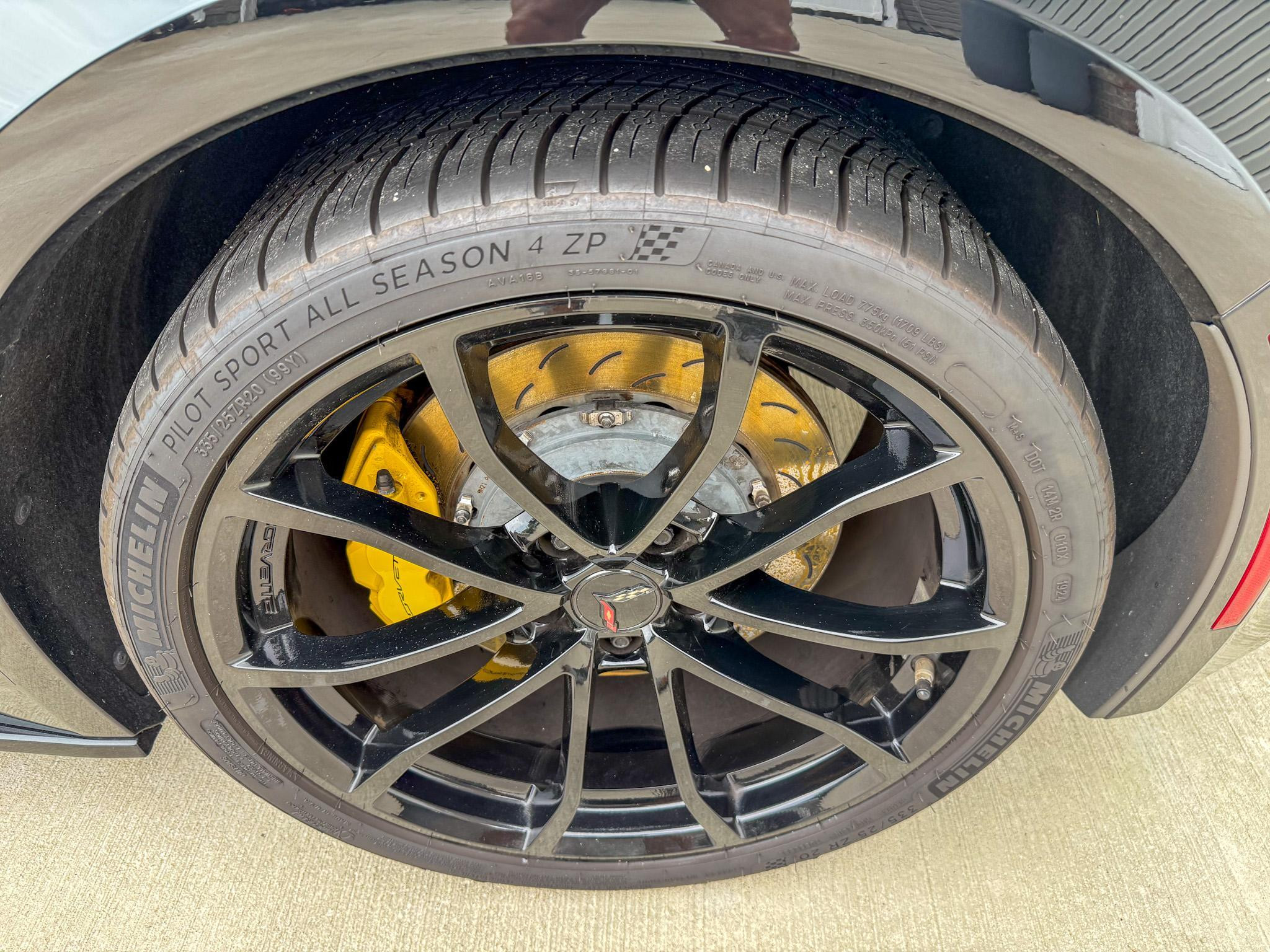 2019 Chevrolet Corvette Grand Sport 3LT - Image 12