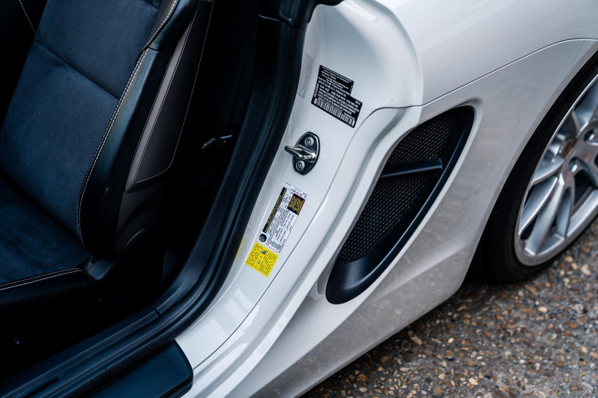 2016 Porsche Boxster Spyder - Image 59