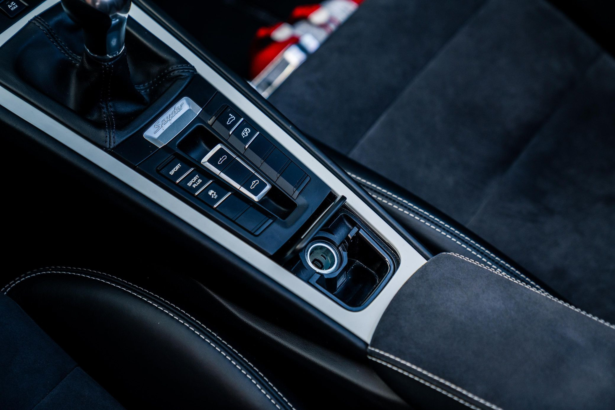 2016 Porsche Boxster Spyder - Image 60