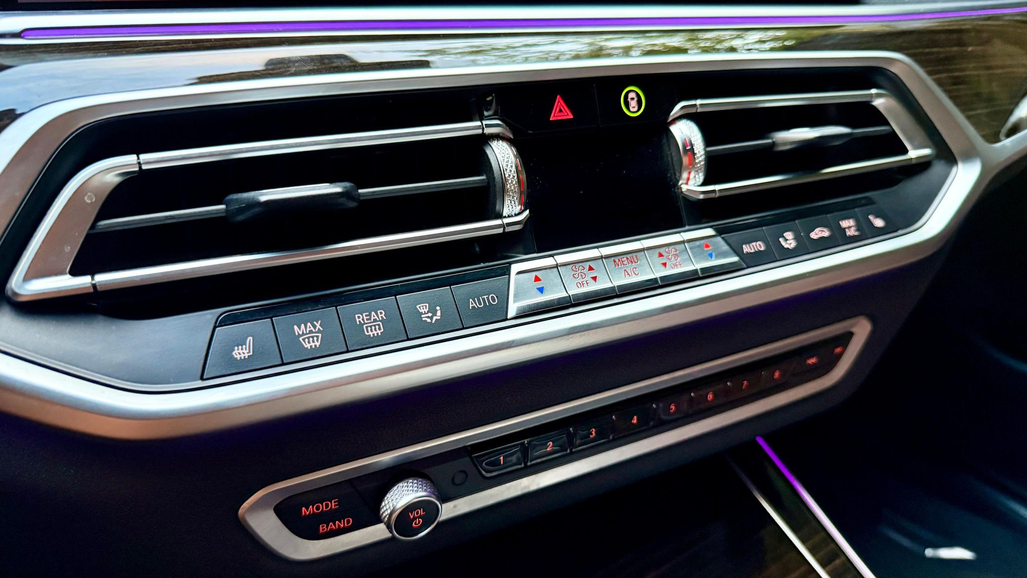 2021 BMW X7 M50i - Image 51