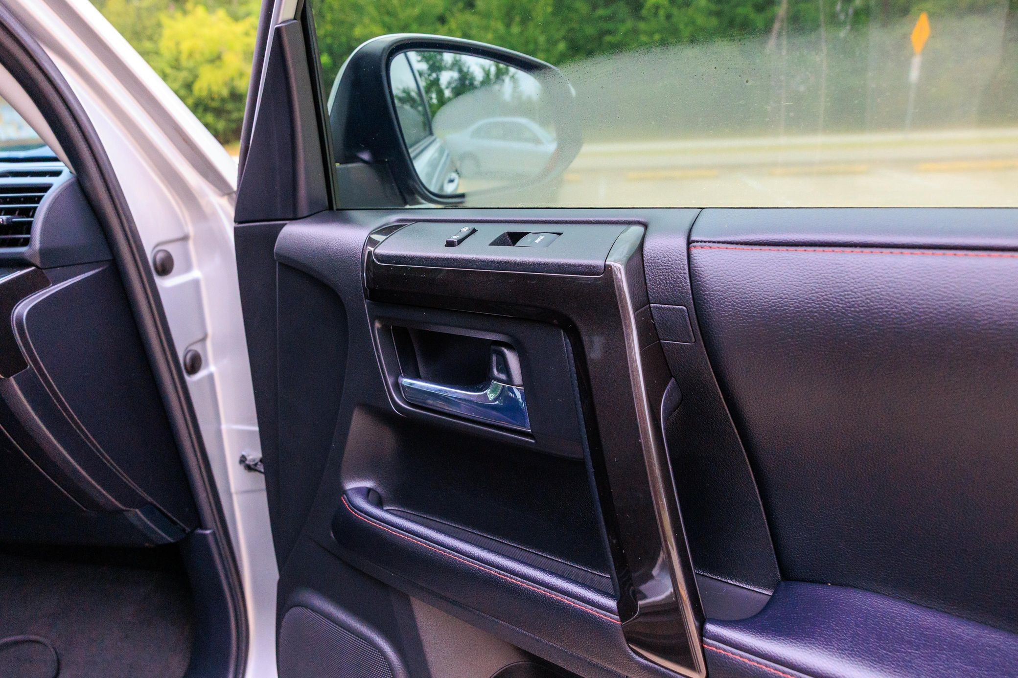 2023 Toyota 4Runner TRD Off-Road - Image 17