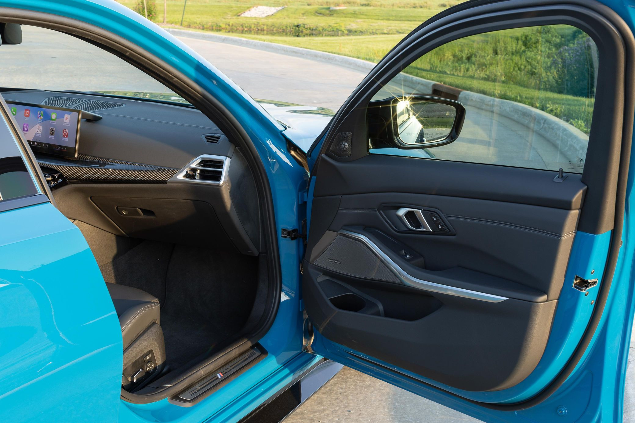 2025 BMW M3 Competition - Image 25