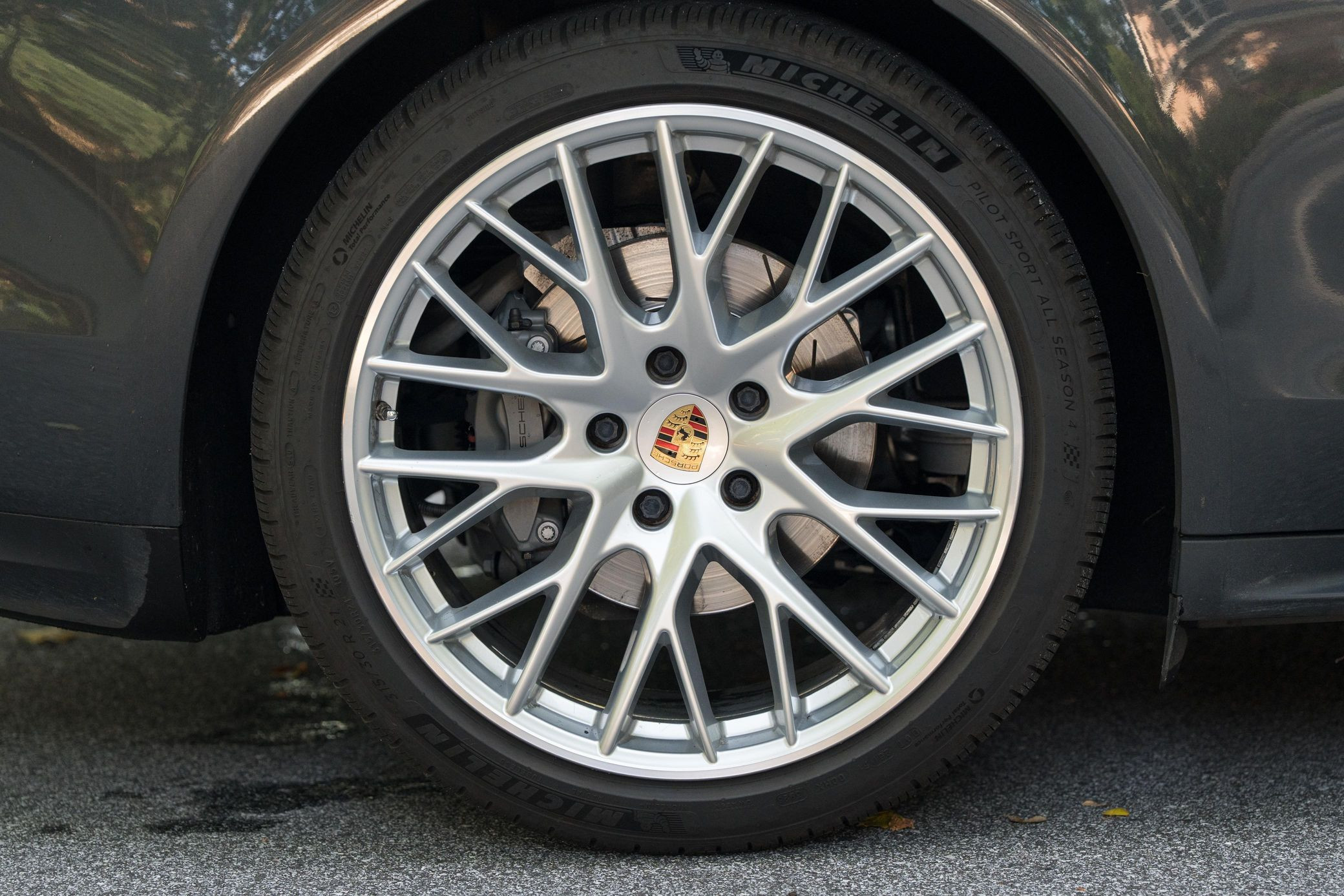 2020 Porsche Panamera 4S - Image 16