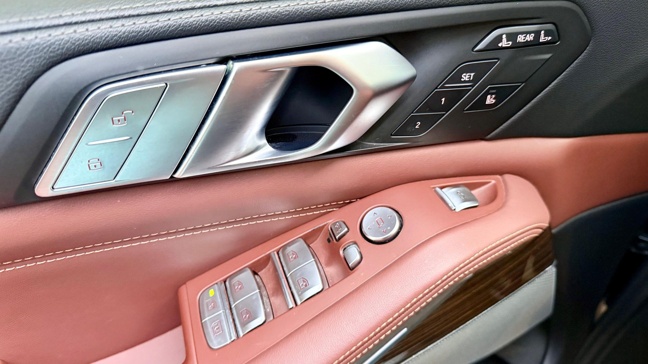 2021 BMW X7 M50i - Image 5