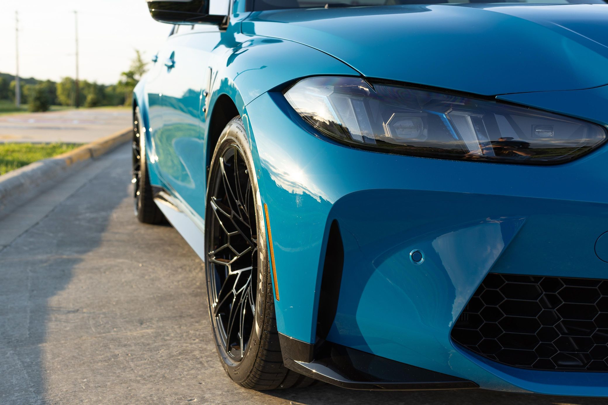 2025 BMW M3 Competition - Image 28