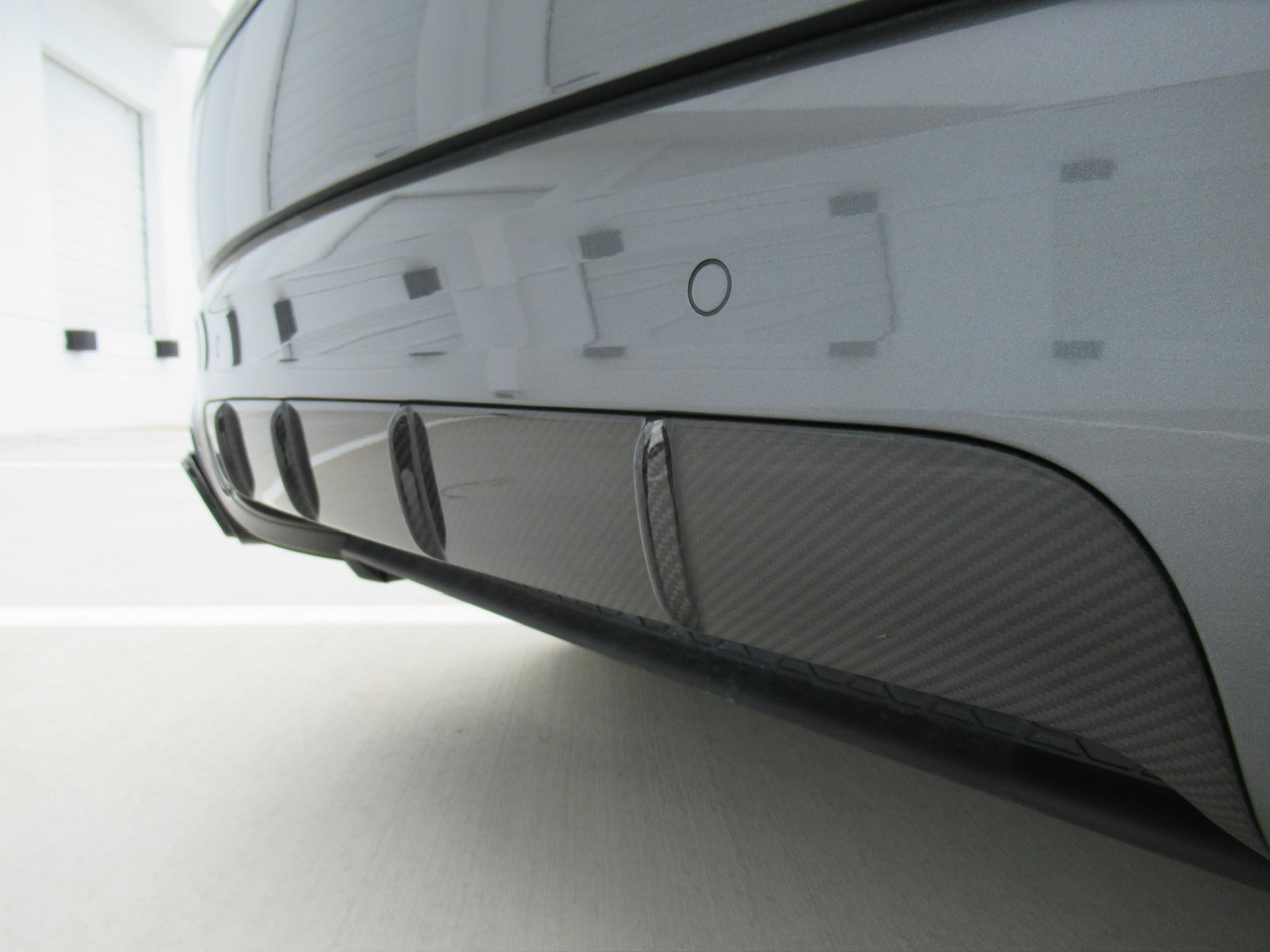 2019 Porsche Cayenne Turbo - Image 34