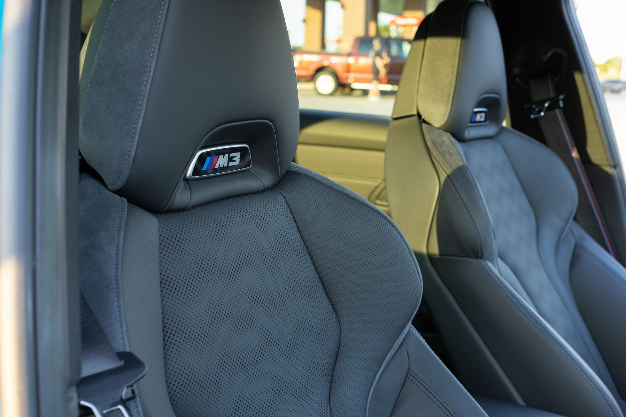 2025 BMW M3 Competition - Image 29