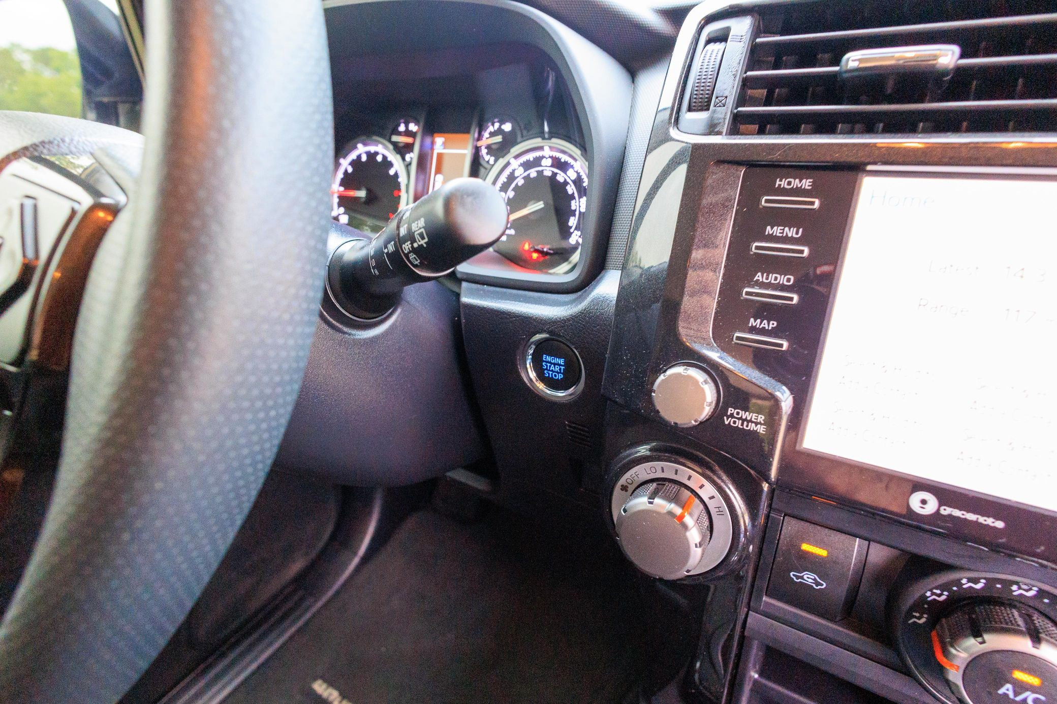 2023 Toyota 4Runner TRD Off-Road - Image 22