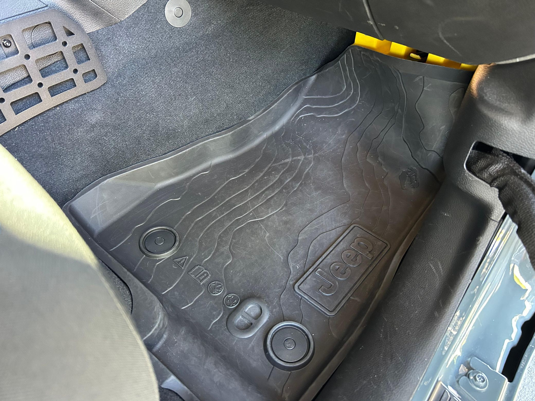 2024 Jeep Wrangler Rubicon 4xe - Image 41