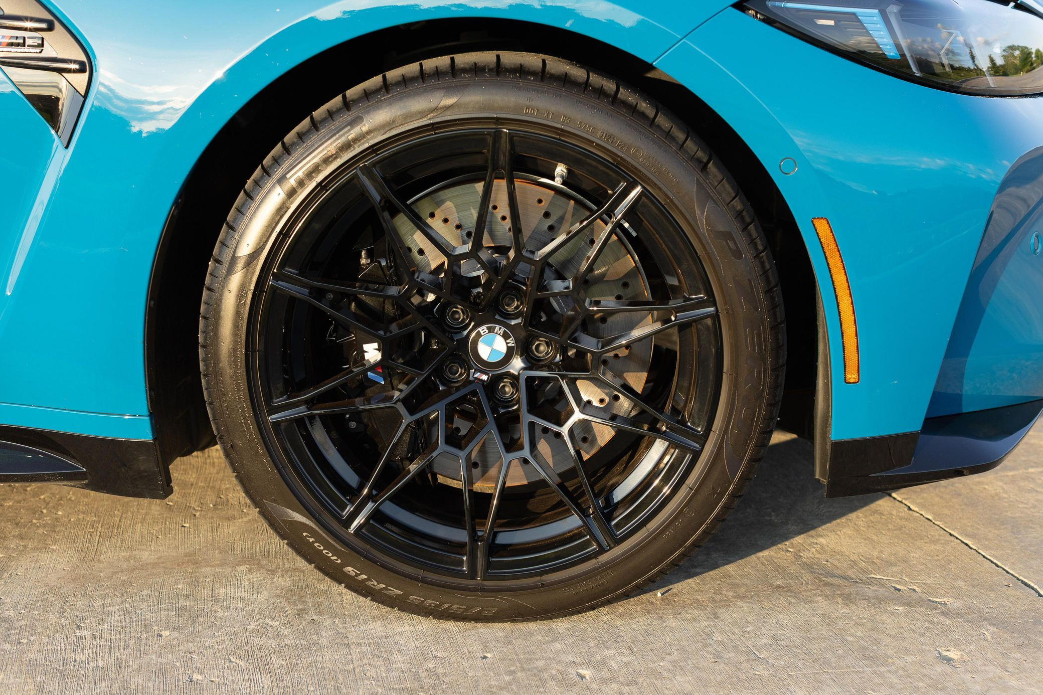 2025 BMW M3 Competition - Image 30