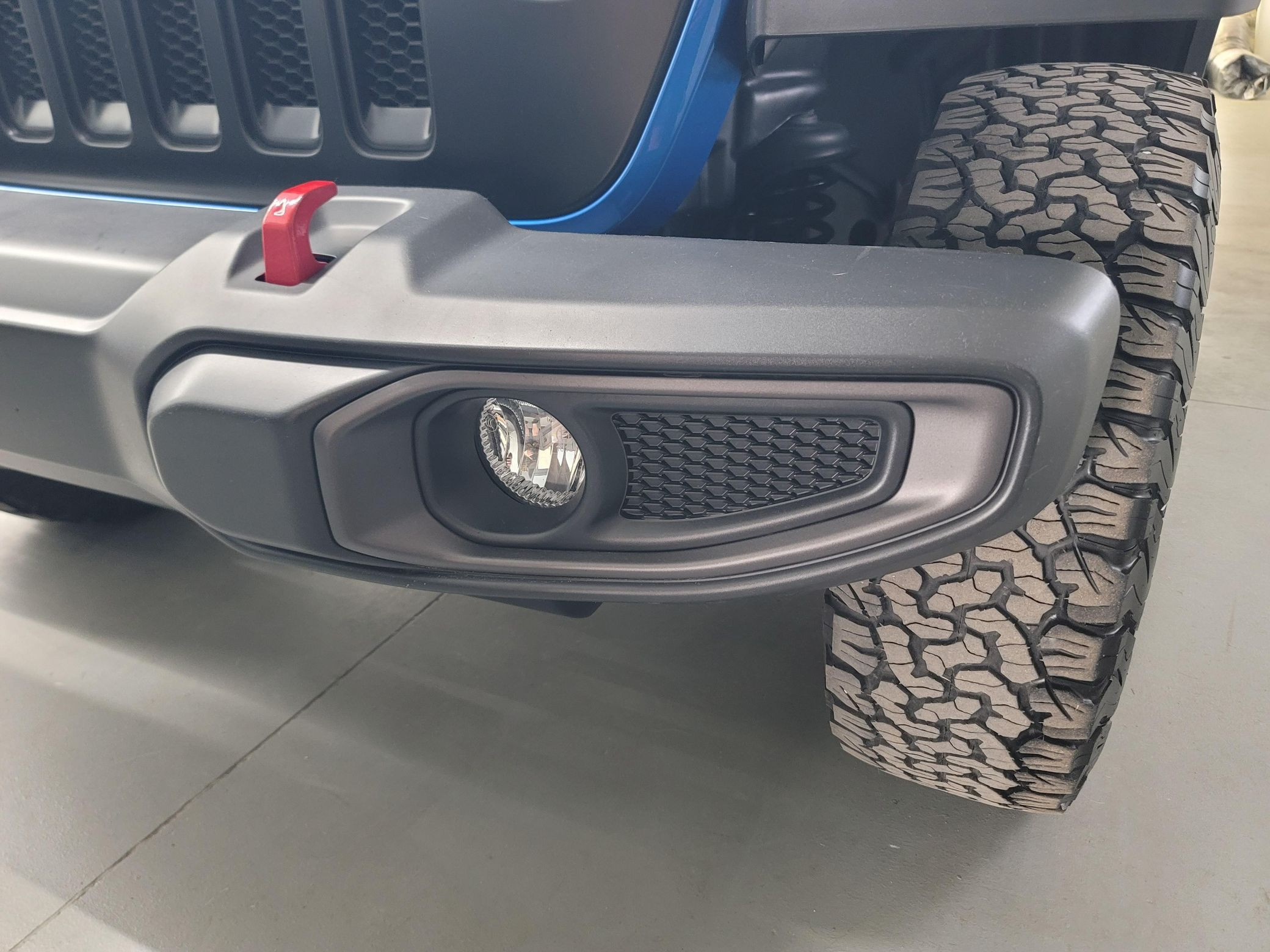 2023 Jeep Wrangler Rubicon - Image 12