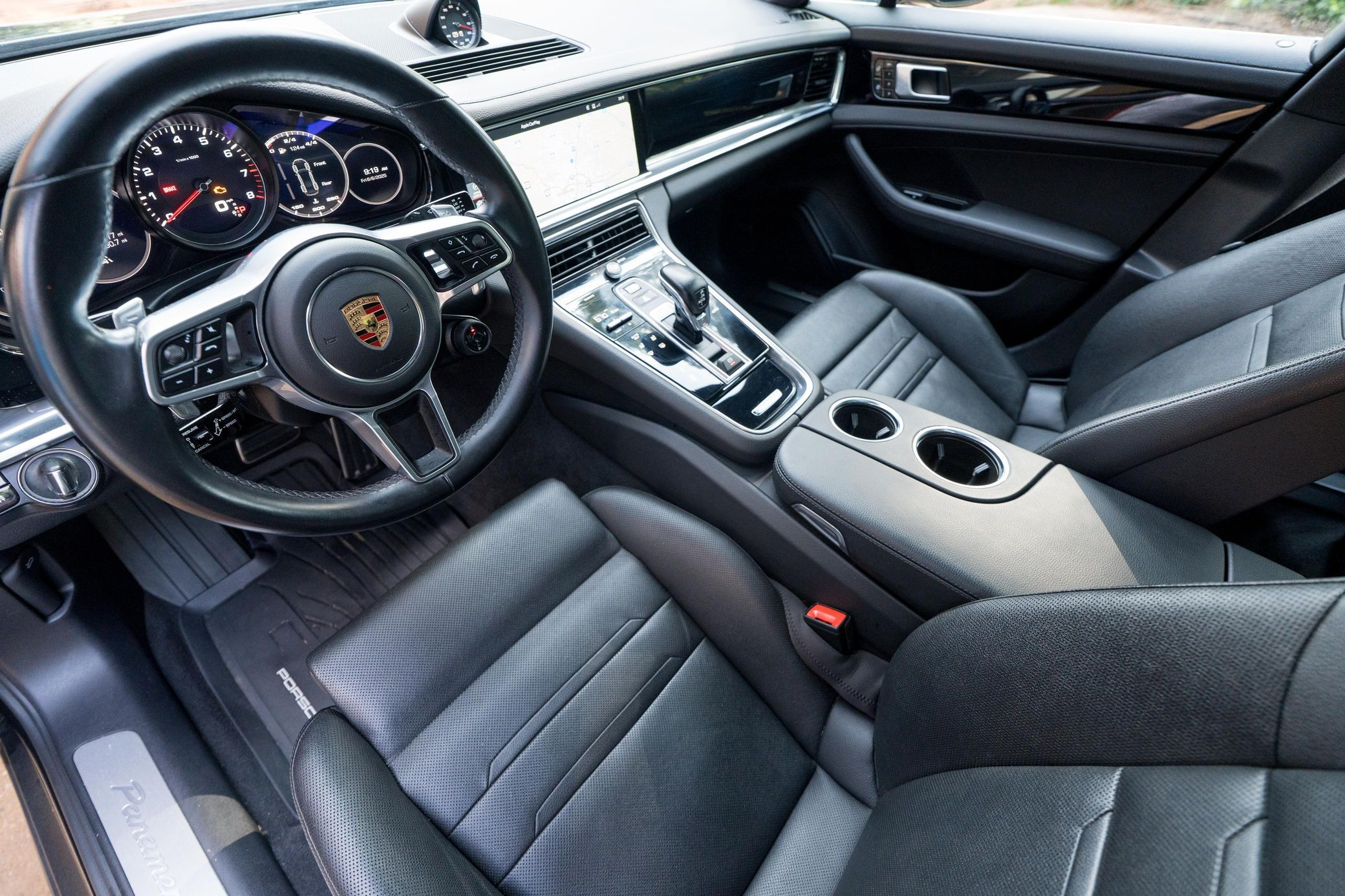 2020 Porsche Panamera 4S - Image 21