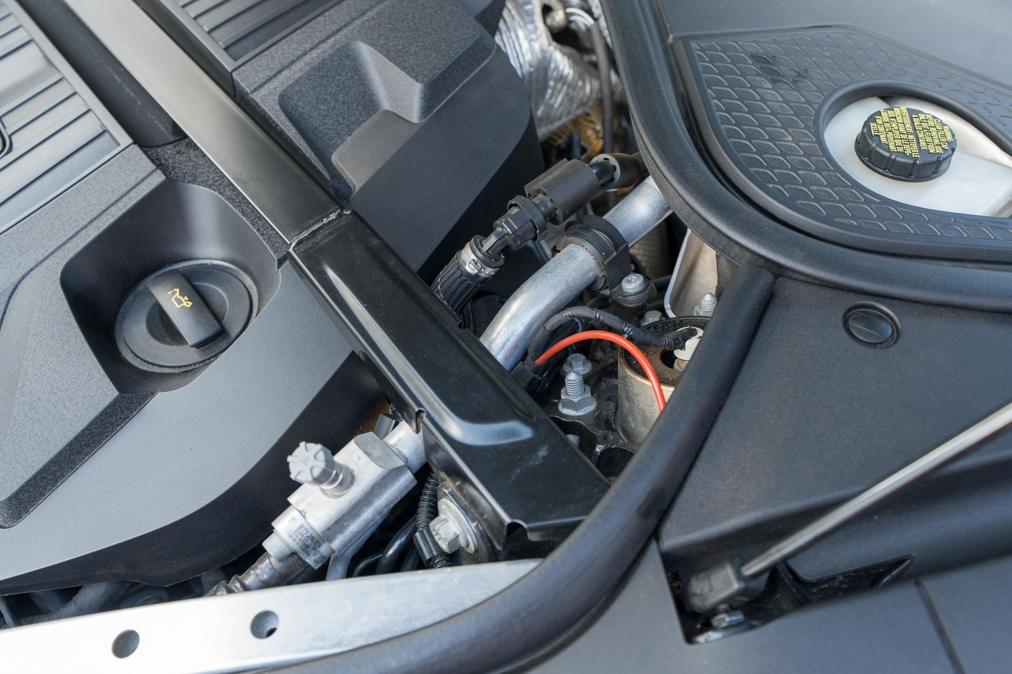 2020 Porsche Panamera 4S - Image 23