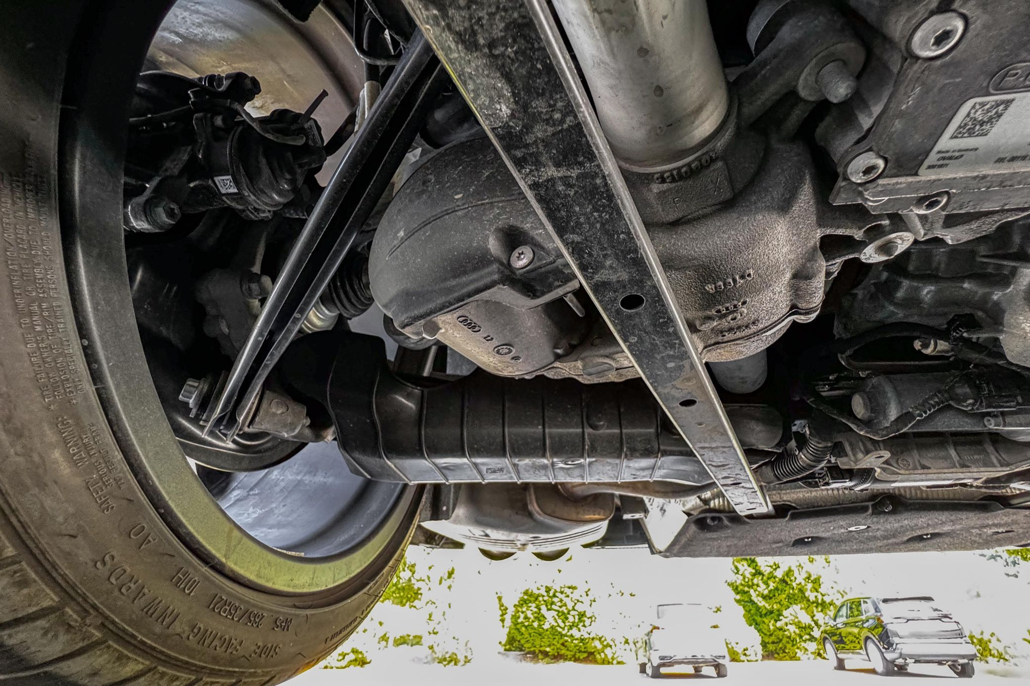 2025 Audi S8 - Image 43