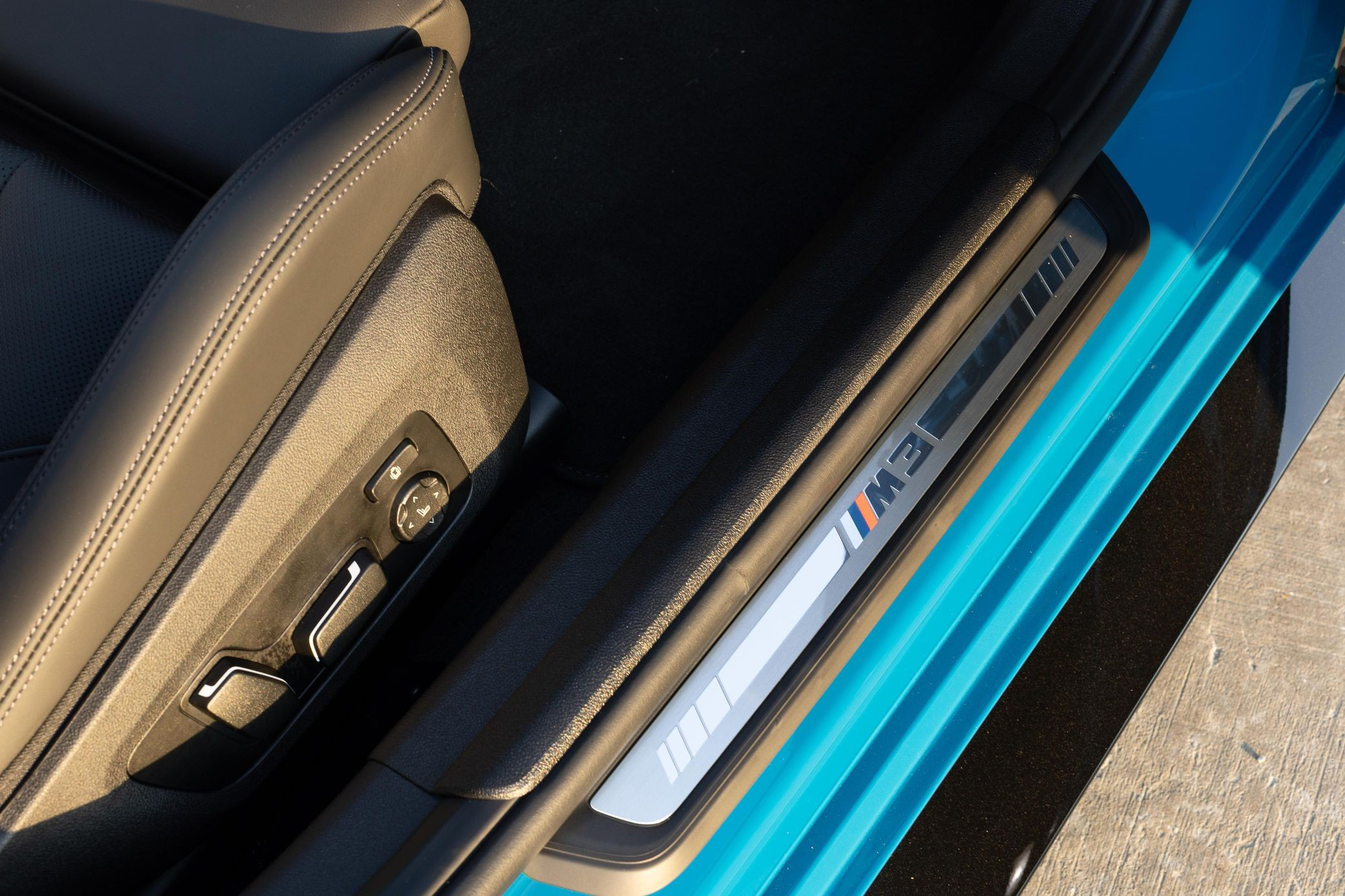 2025 BMW M3 Competition - Image 36