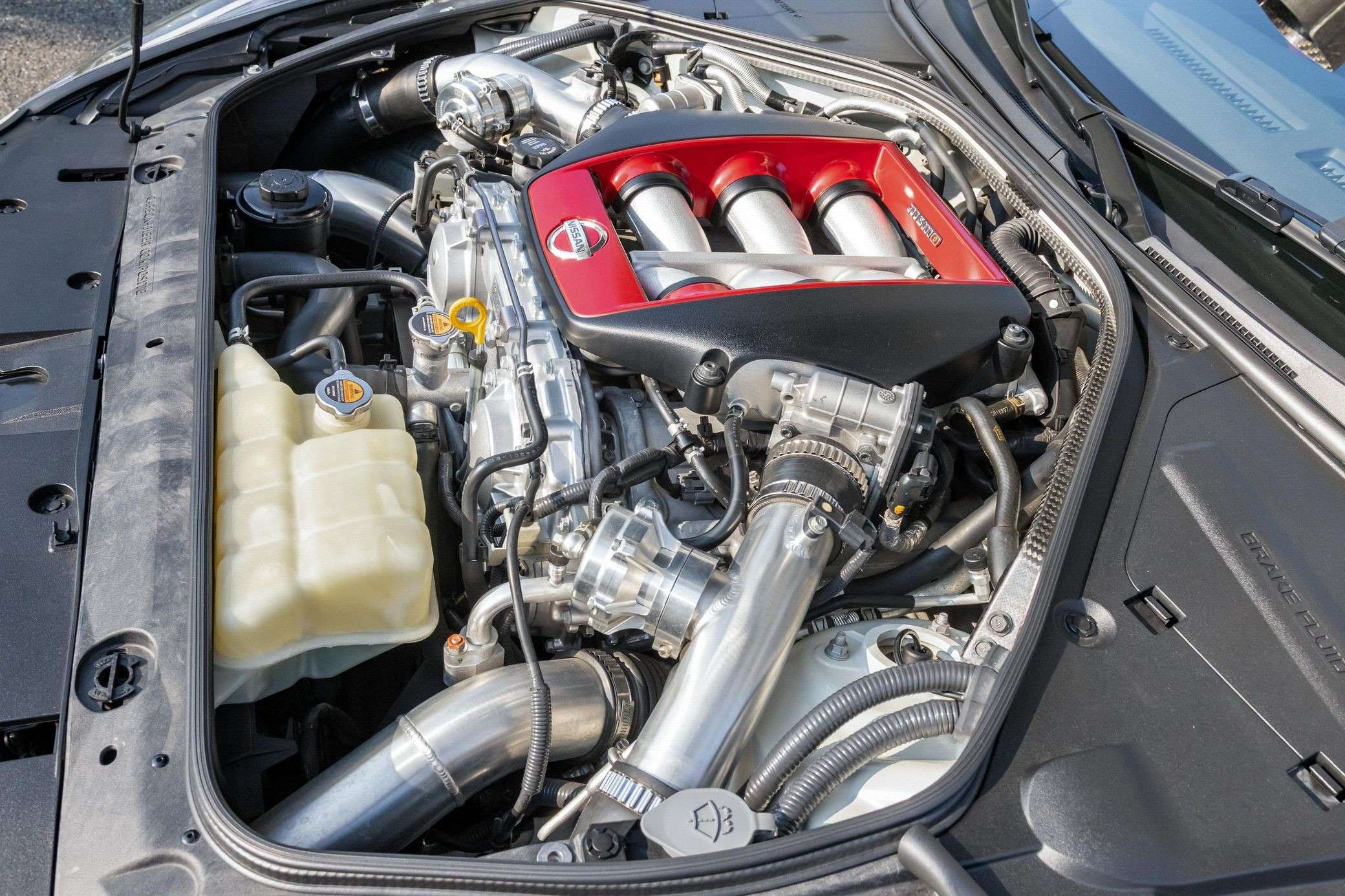 2015 Nissan GT-R NISMO - Image 27