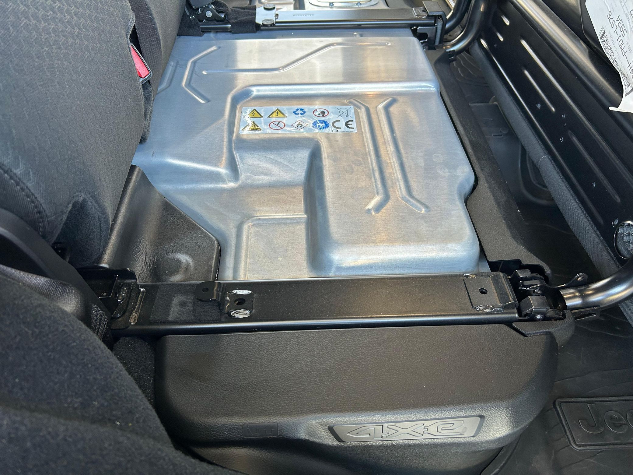 2024 Jeep Wrangler Rubicon 4xe - Image 49