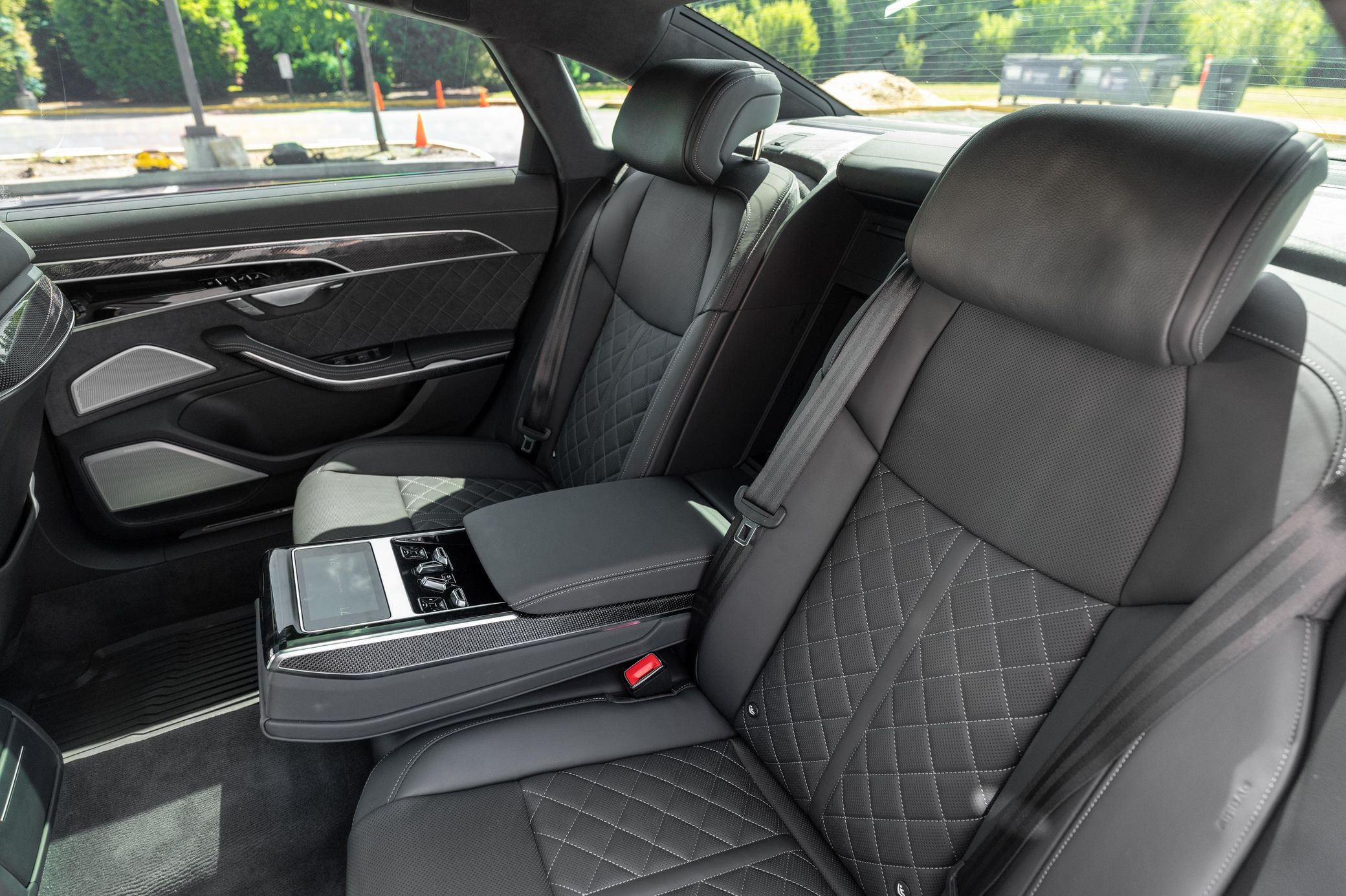 2025 Audi S8 - Image 46