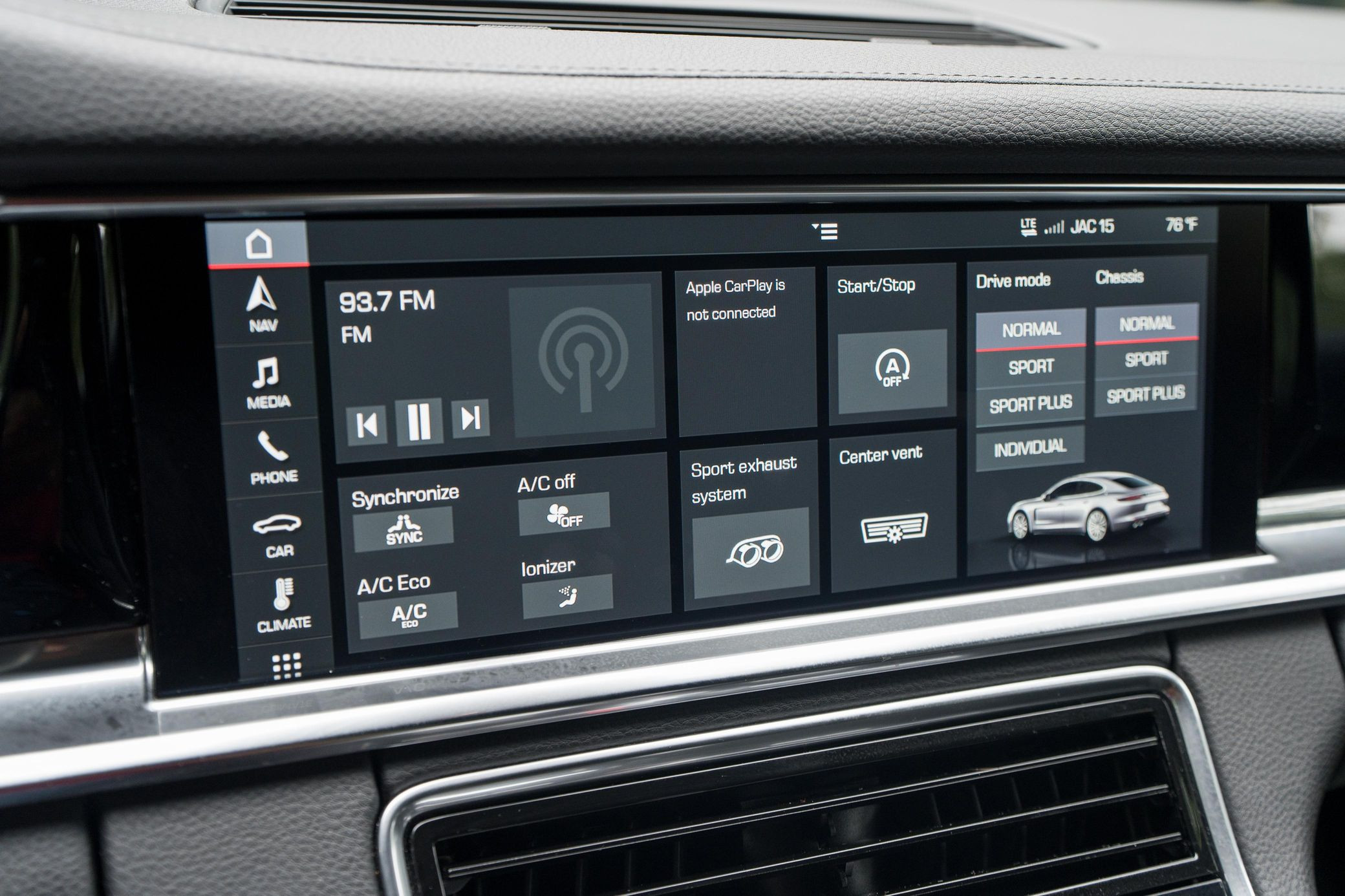 2020 Porsche Panamera 4S - Image 28