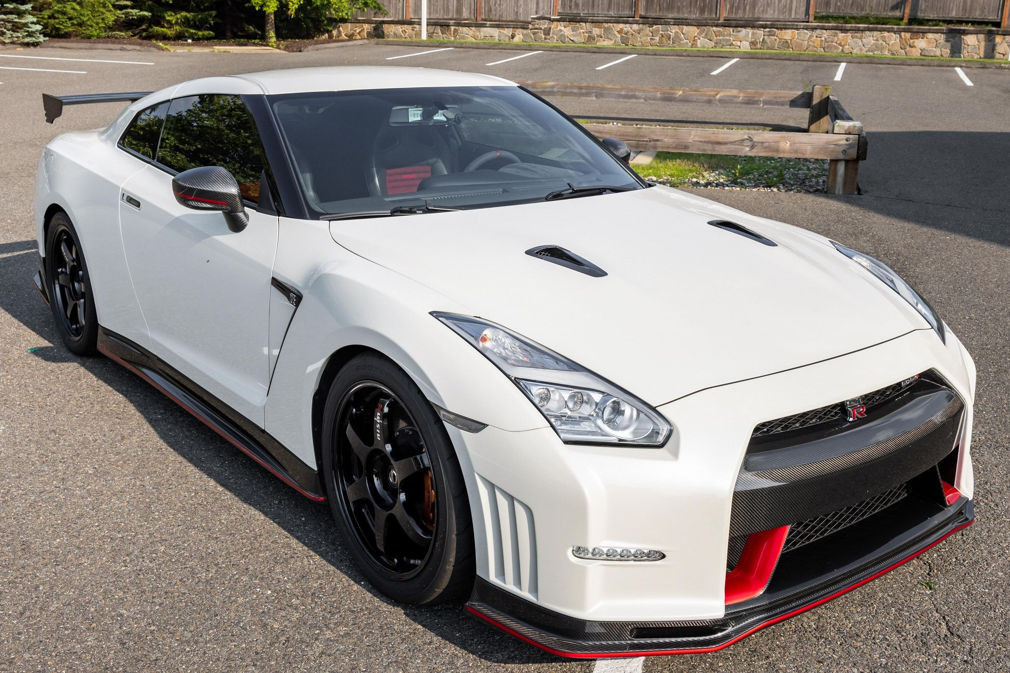 2015 Nissan GT-R NISMO
