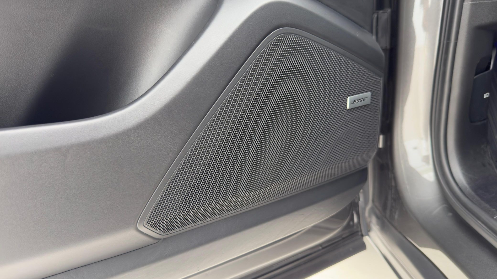 2019 Porsche Cayenne Turbo - Image 48