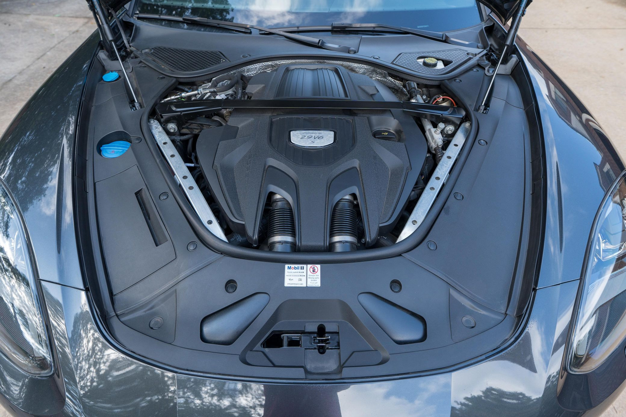 2020 Porsche Panamera 4S - Image 30