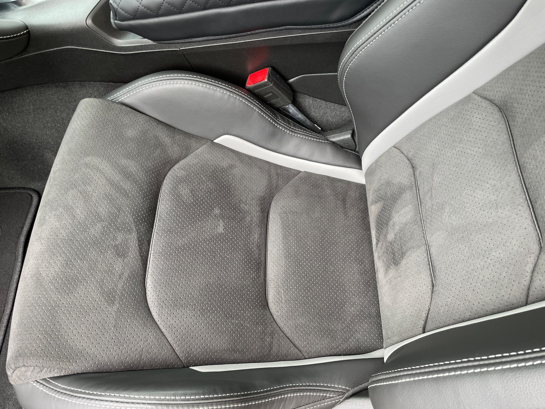 2024 Chevrolet Camaro 2SS 1LE - Image 6