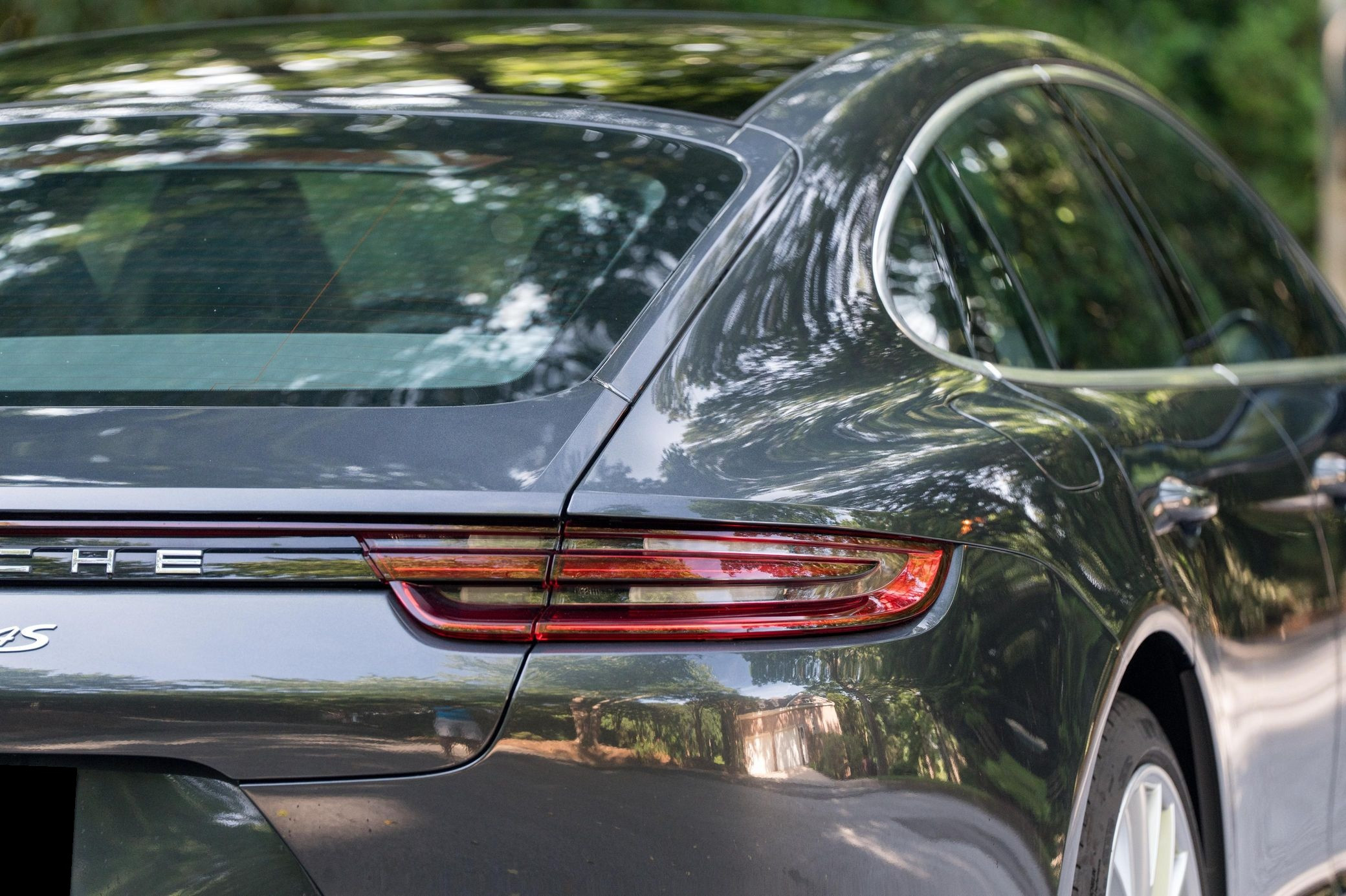 2020 Porsche Panamera 4S - Image 31