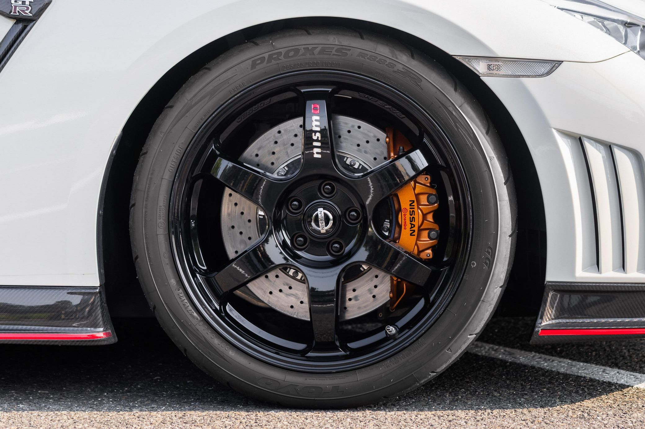 2015 Nissan GT-R NISMO - Image 33